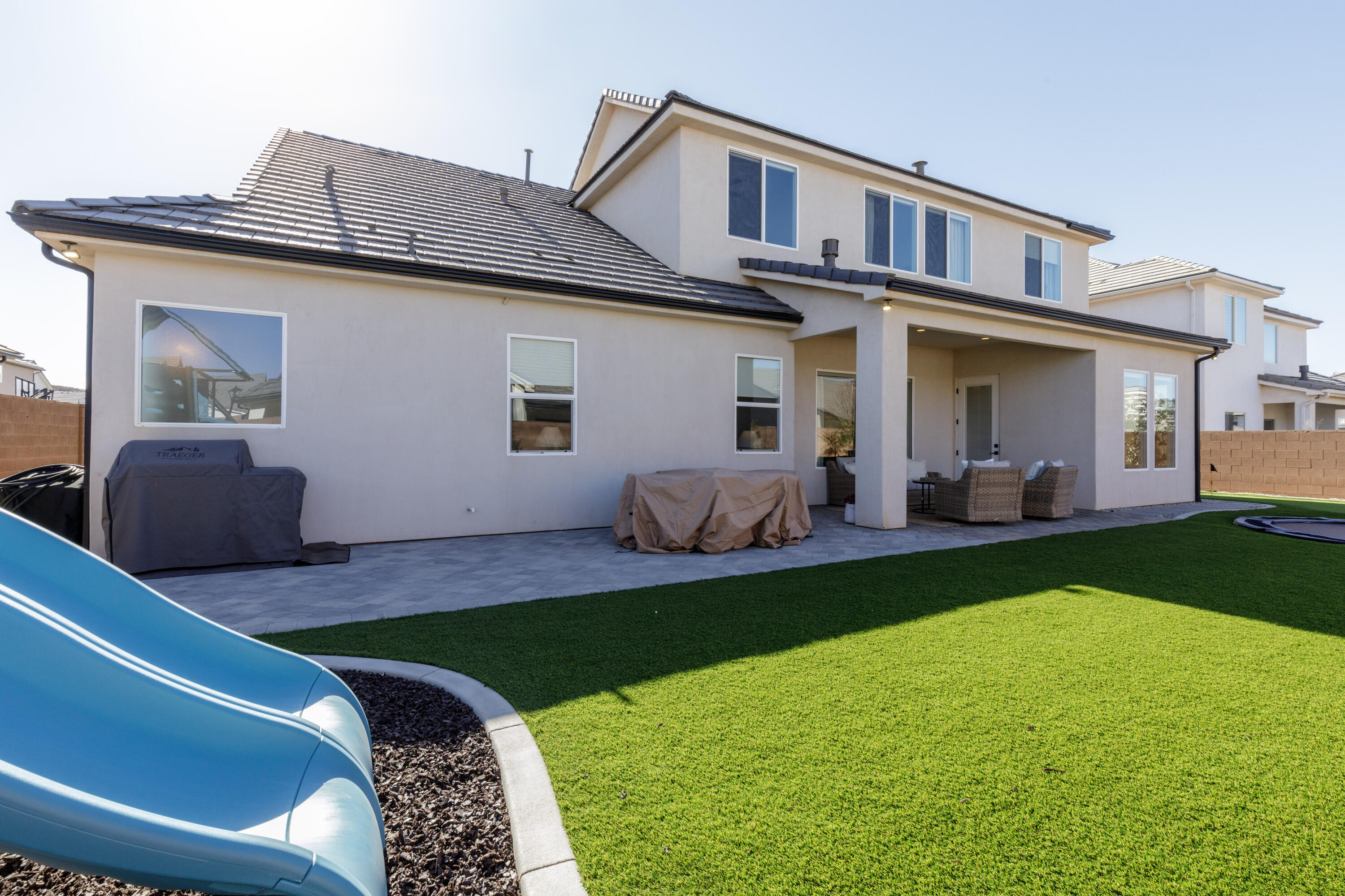 CRIMSON FIELDS - Residential