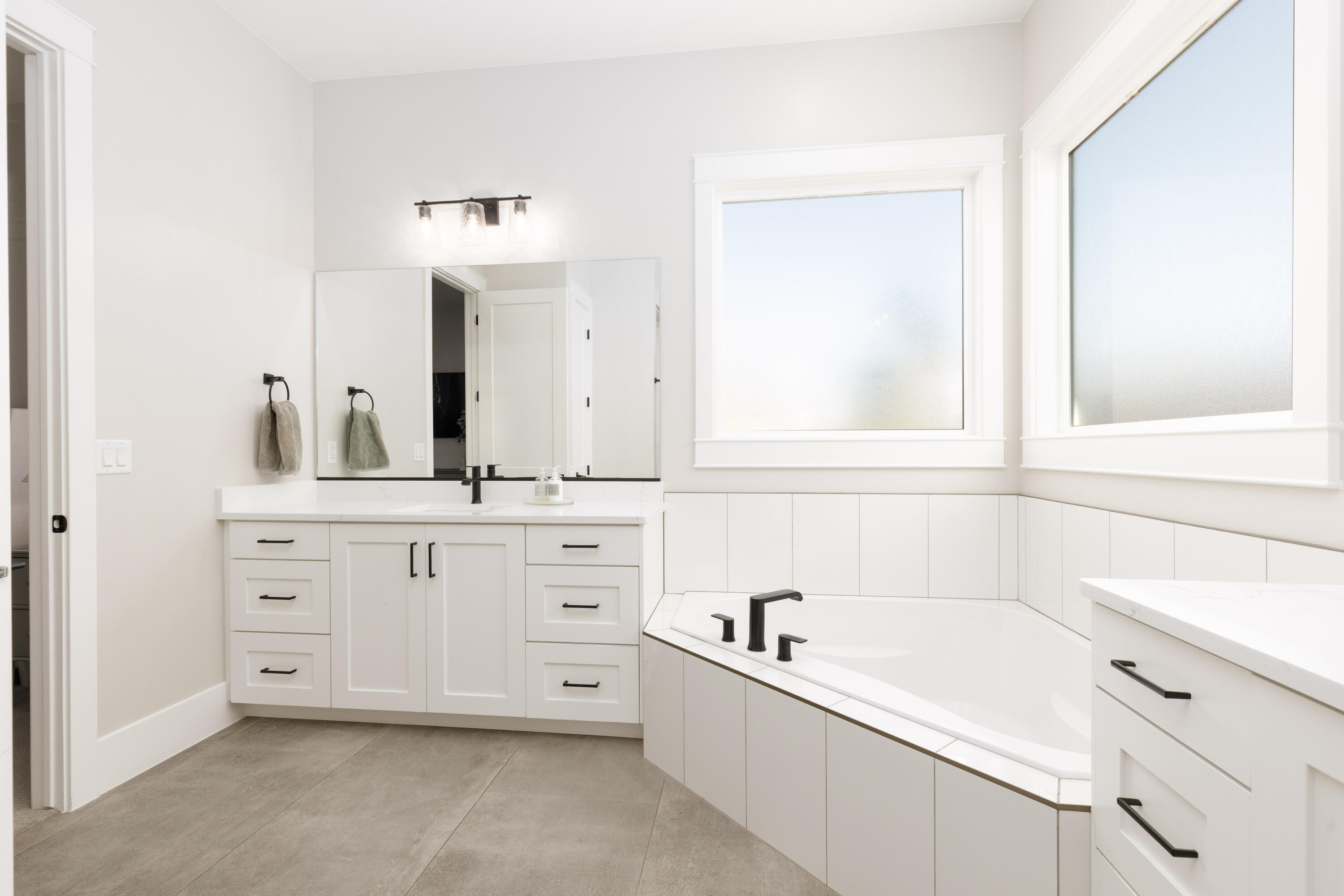 CRIMSON FIELDS - Residential