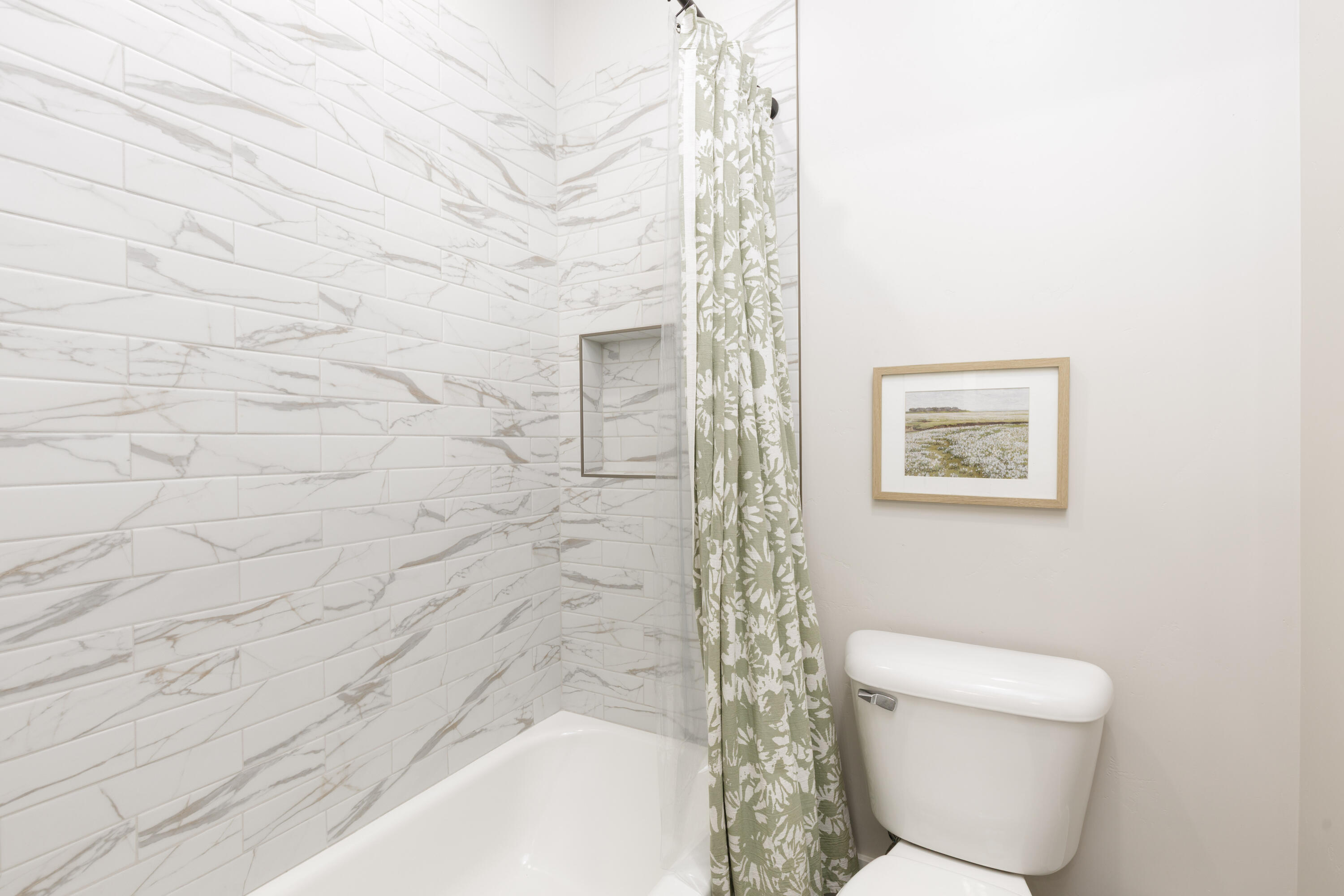 CRIMSON FIELDS - Residential