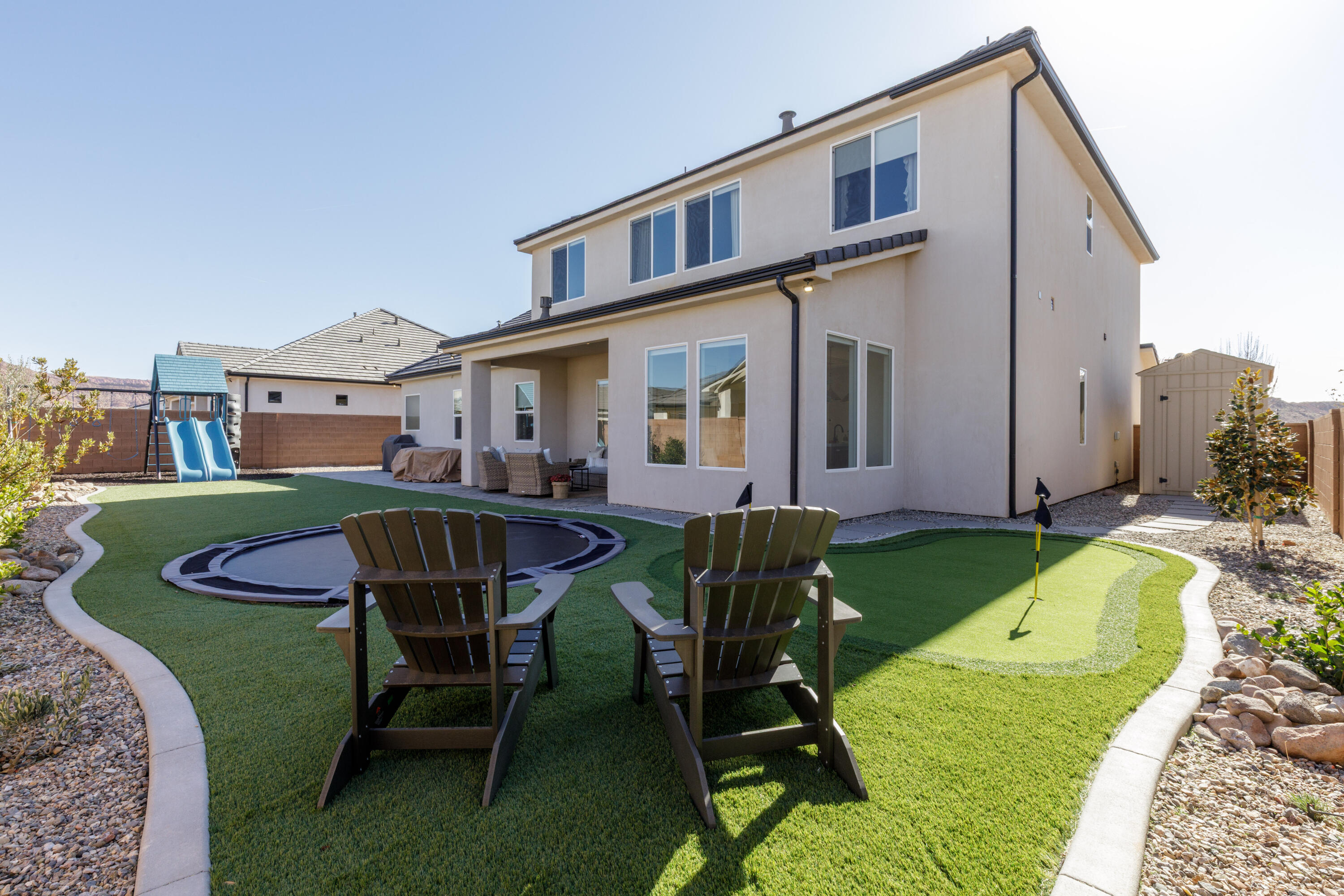 CRIMSON FIELDS - Residential