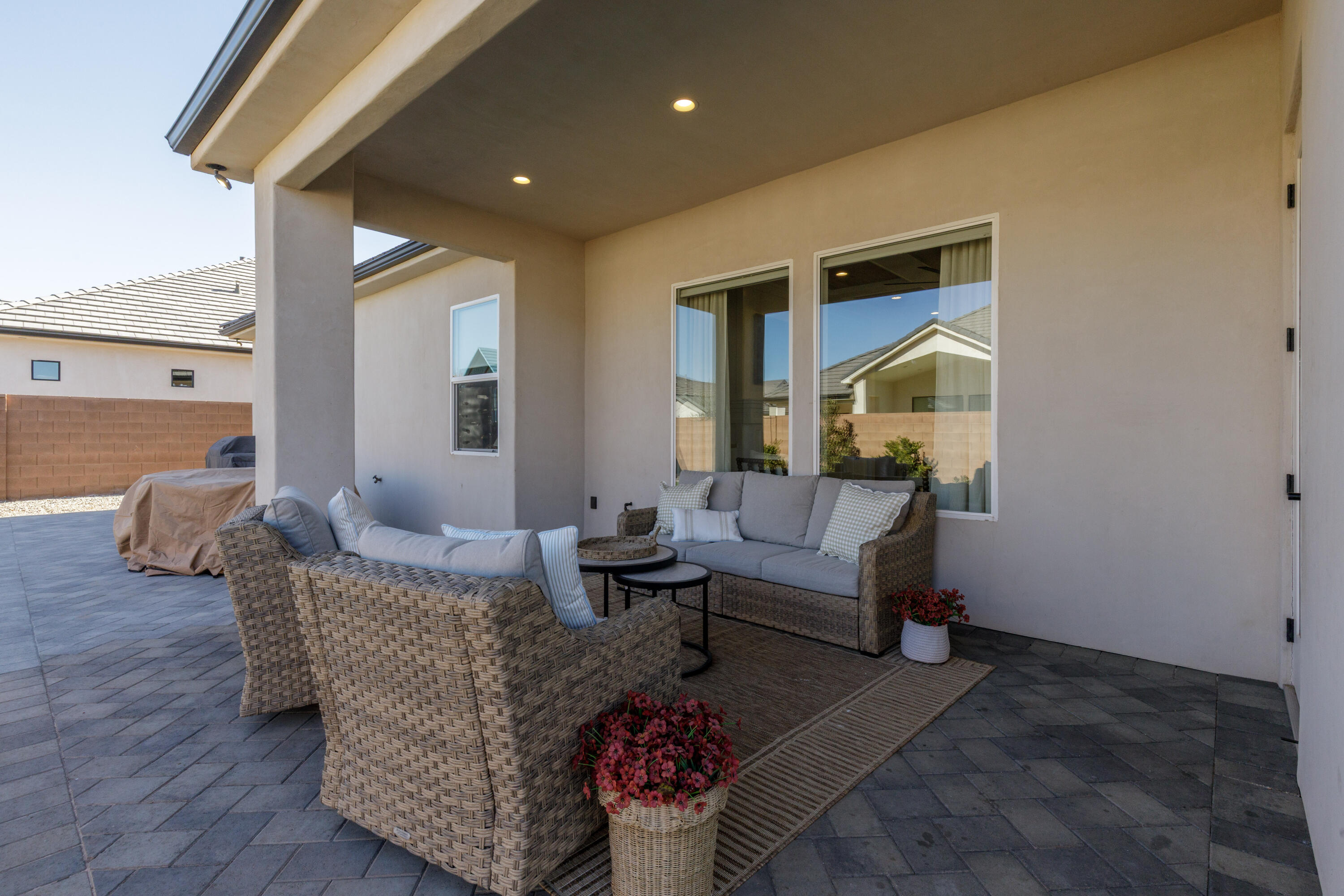 CRIMSON FIELDS - Residential