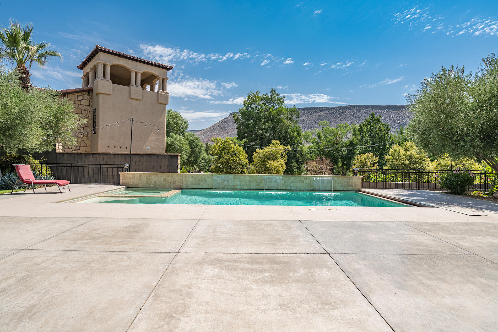 WOODS AT VALLEY VIEW - Residential