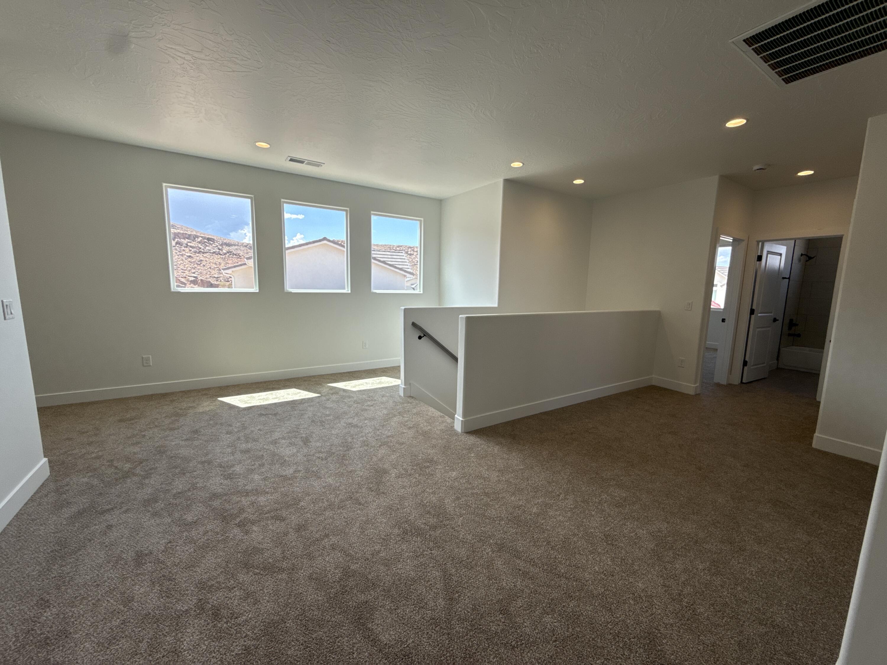 DESERT RESERVE - Residential