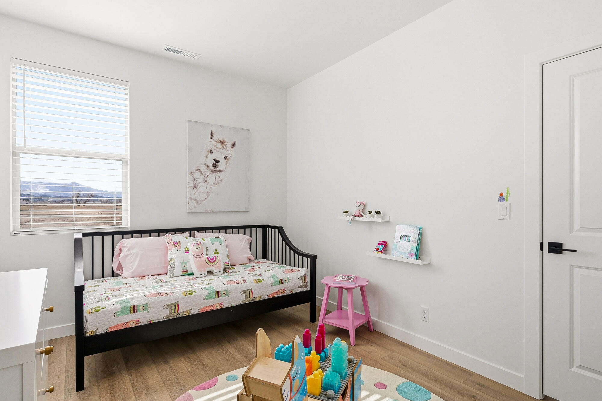 SKY VIEW ESTATES - Residential