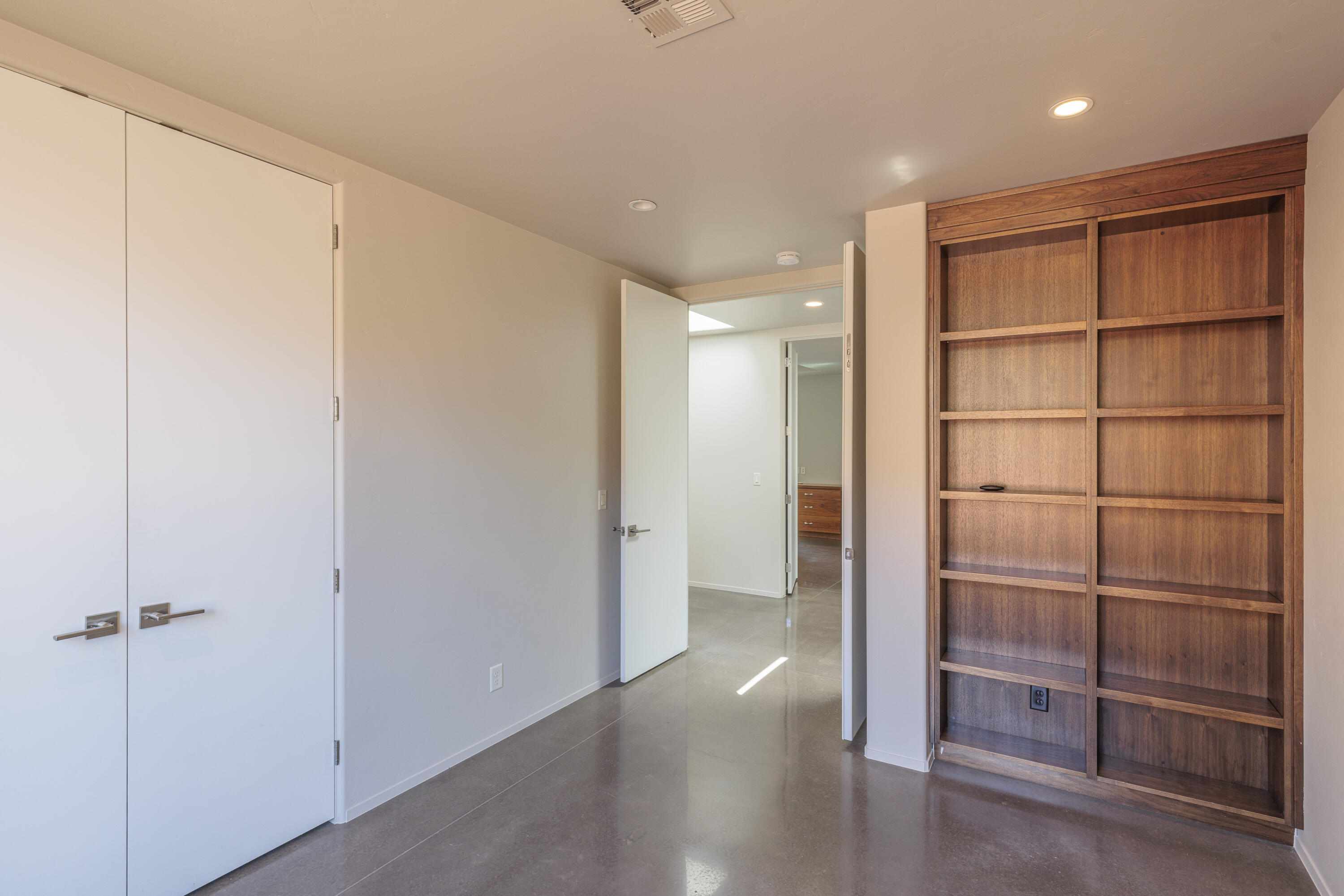 TAVIAWK - Residential