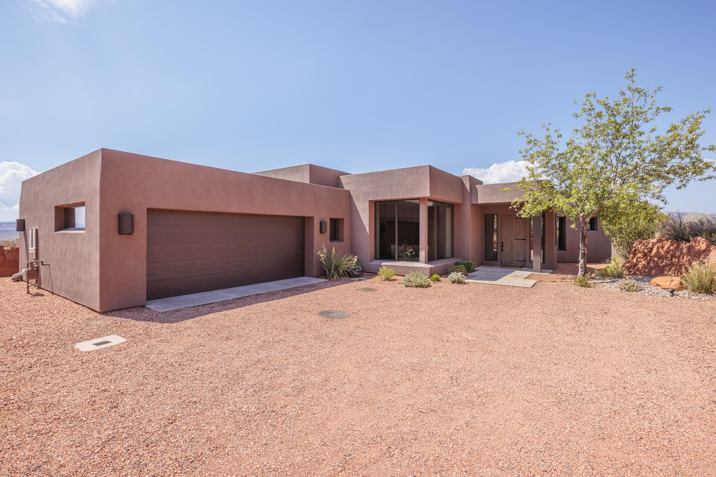 TAVIAWK - Residential