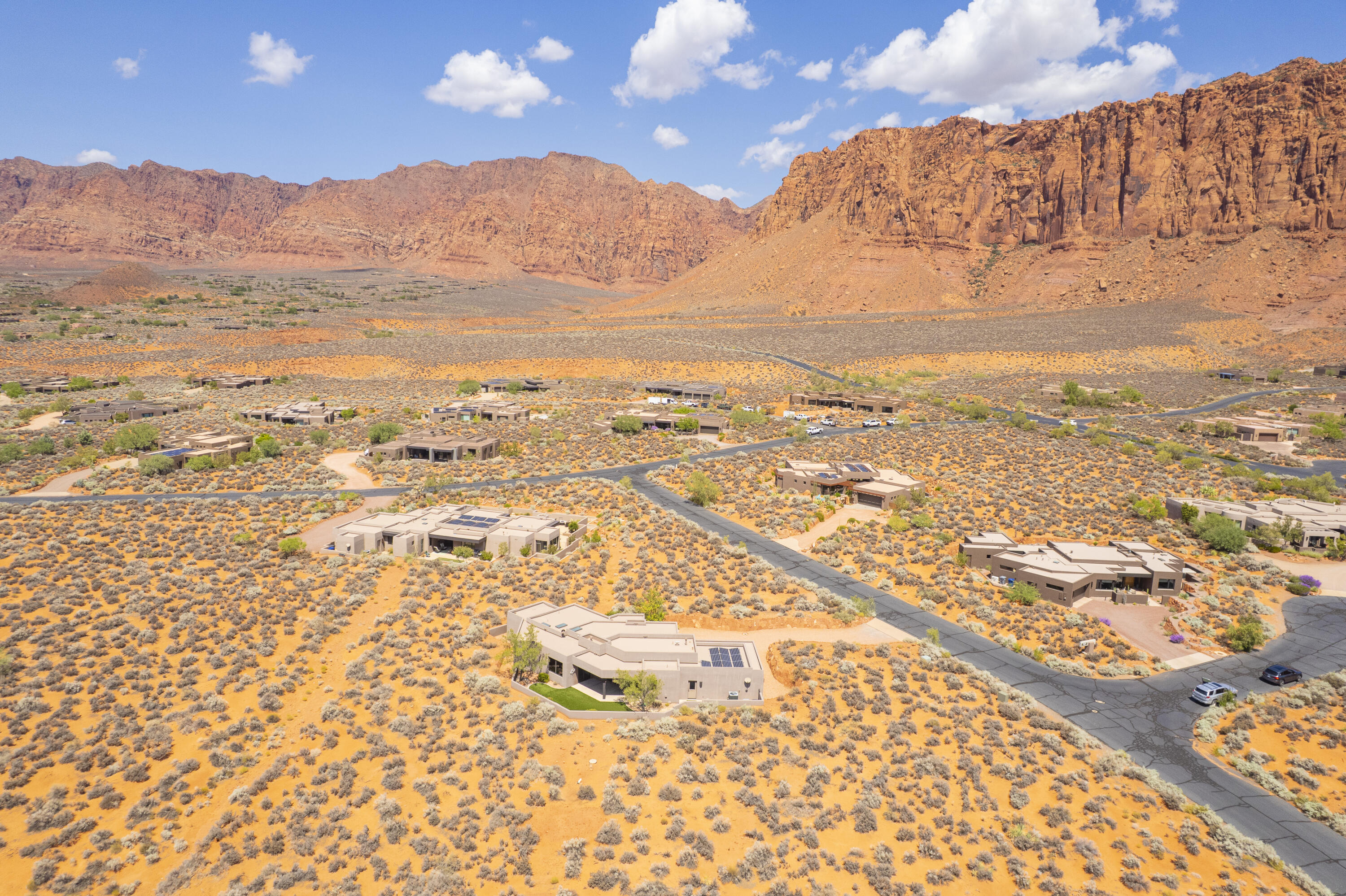 TAVIAWK - Residential