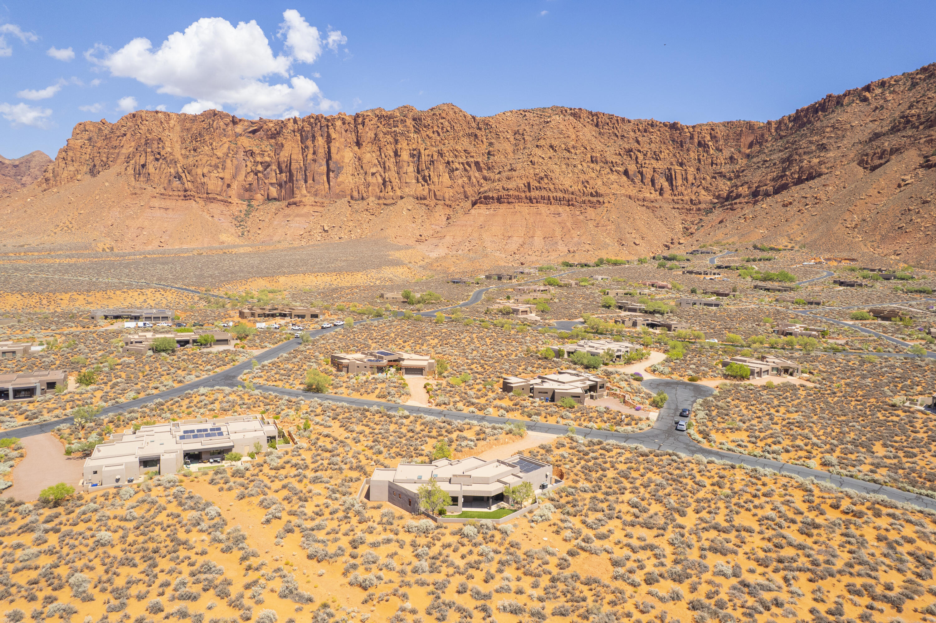 TAVIAWK - Residential