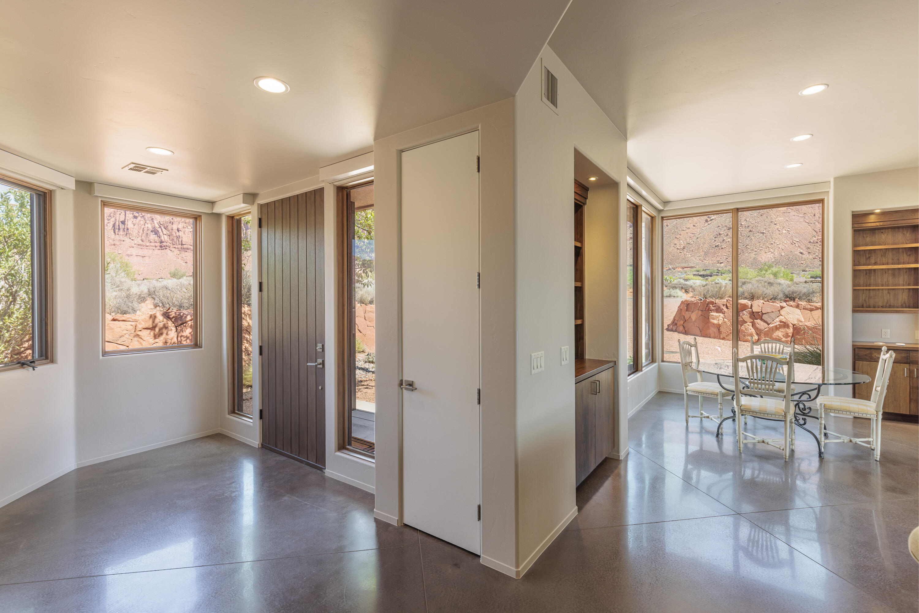 TAVIAWK - Residential