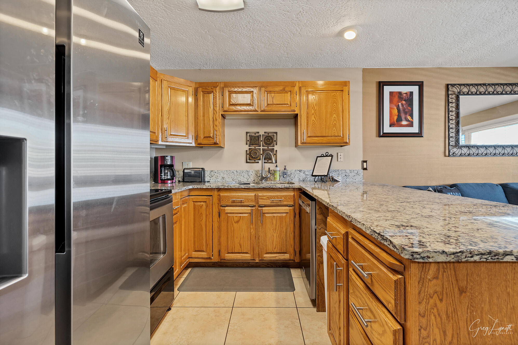 LAS PALMAS RESORT CONDOS - Residential