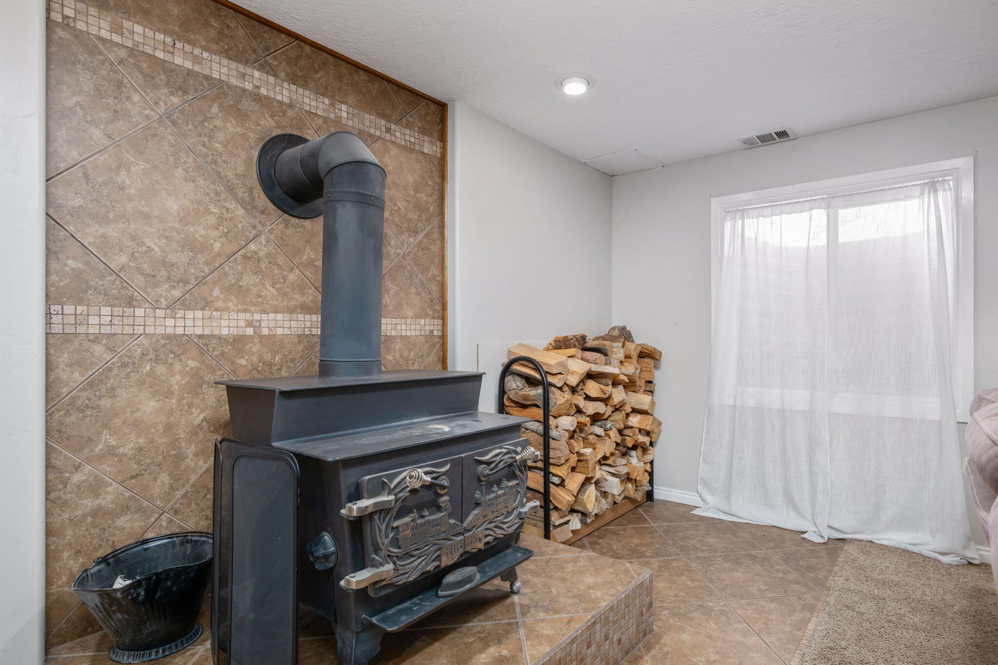 NICHOLS LANDING - Residential