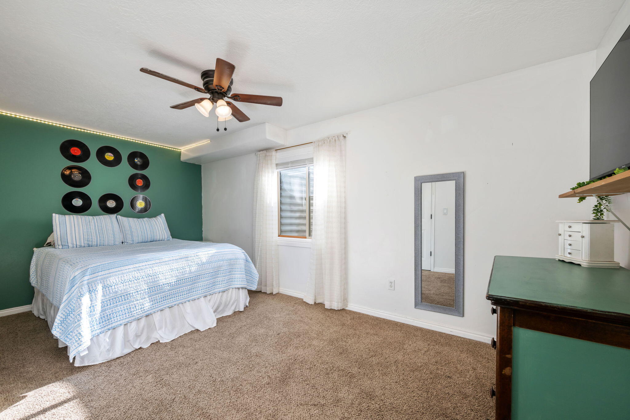 NICHOLS LANDING - Residential