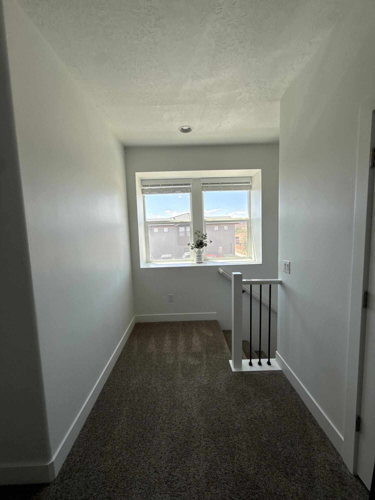 WOODLAND ESTATES TOWNHOMES - Residential