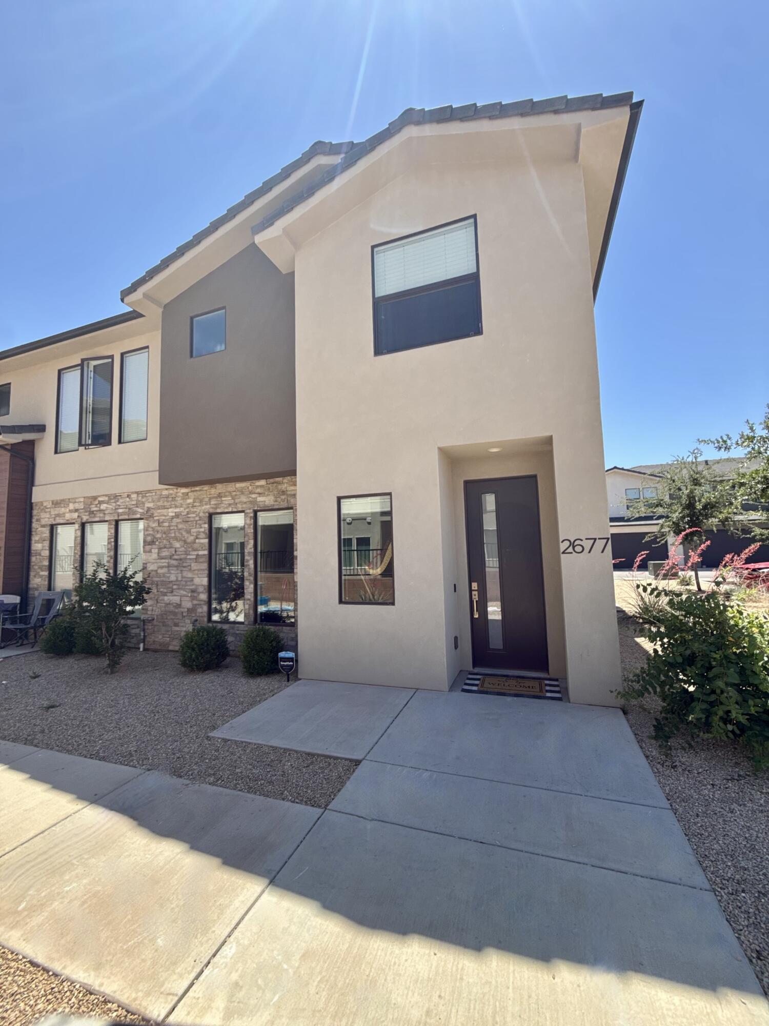 WOODLAND ESTATES TOWNHOMES - Residential