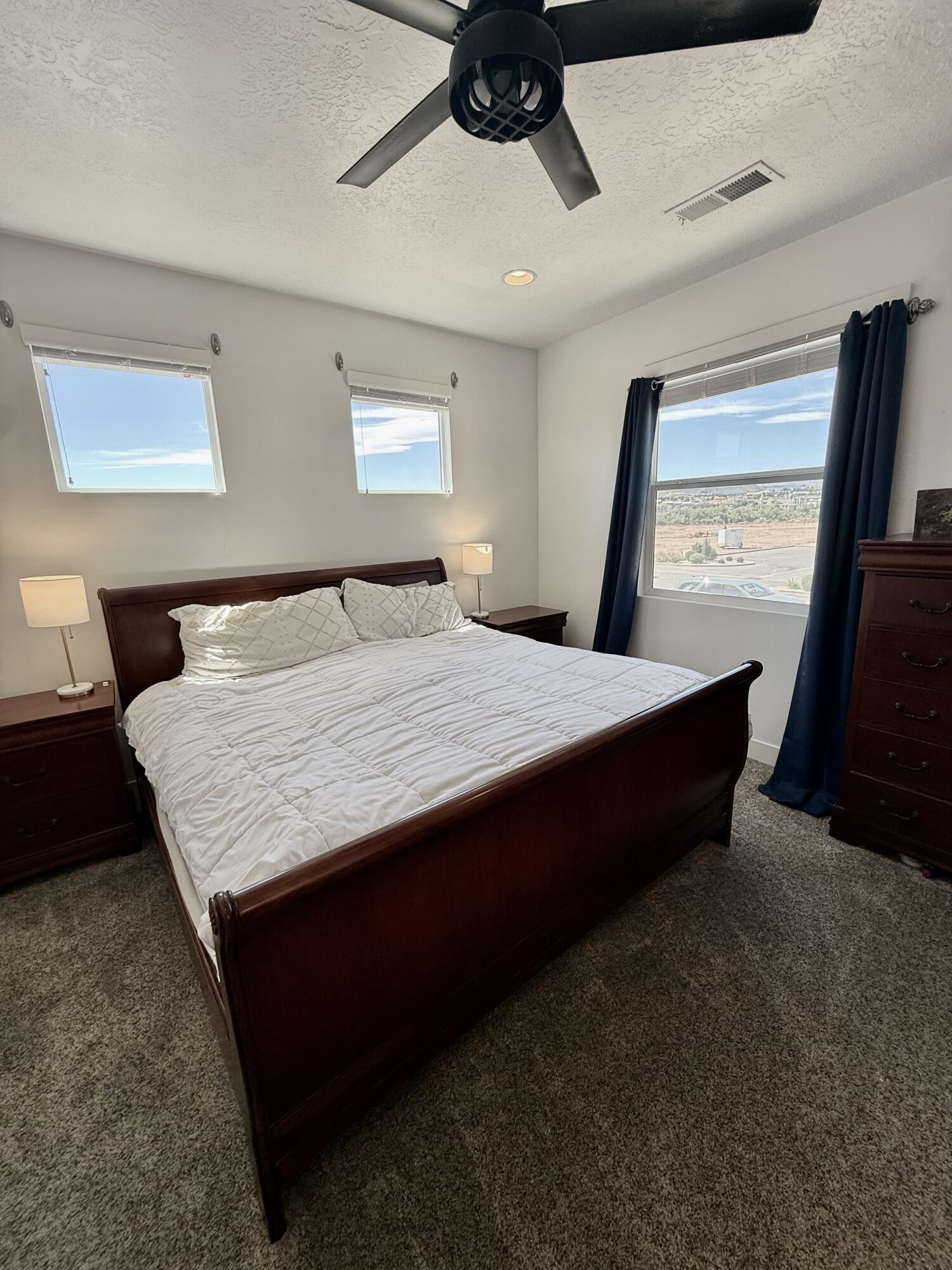 WOODLAND ESTATES TOWNHOMES - Residential