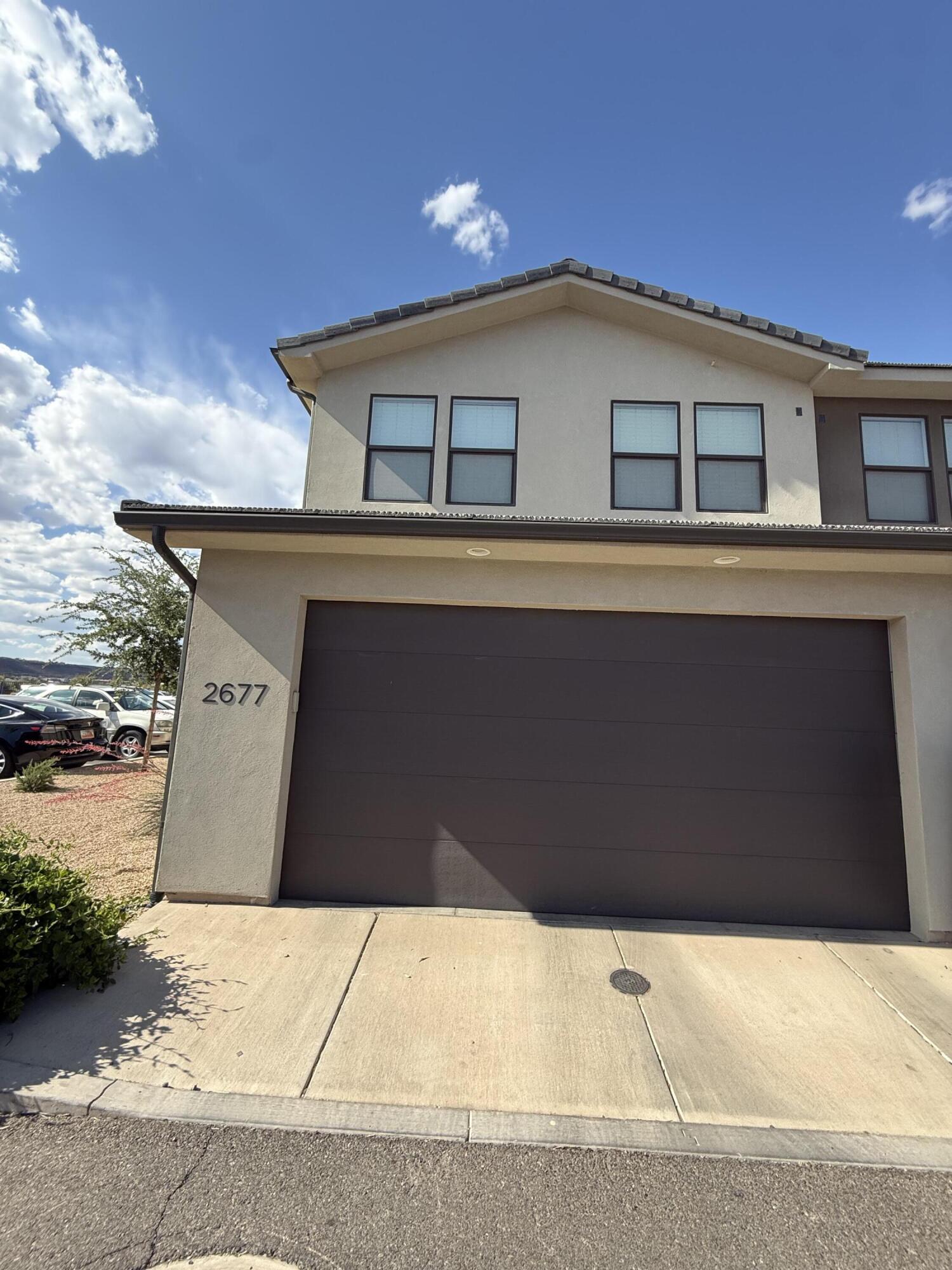 WOODLAND ESTATES TOWNHOMES - Residential