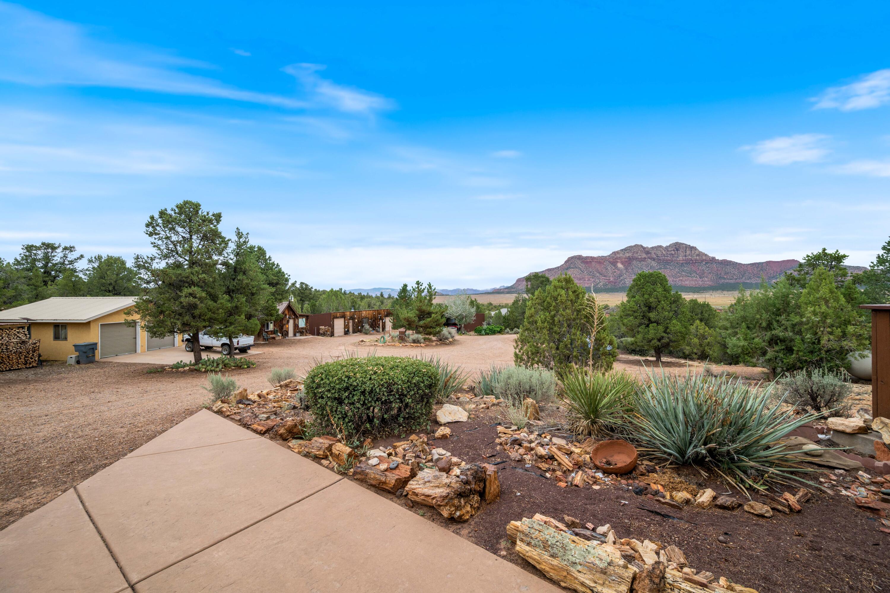 APPLE VALLEY TOWNSITE - Residential