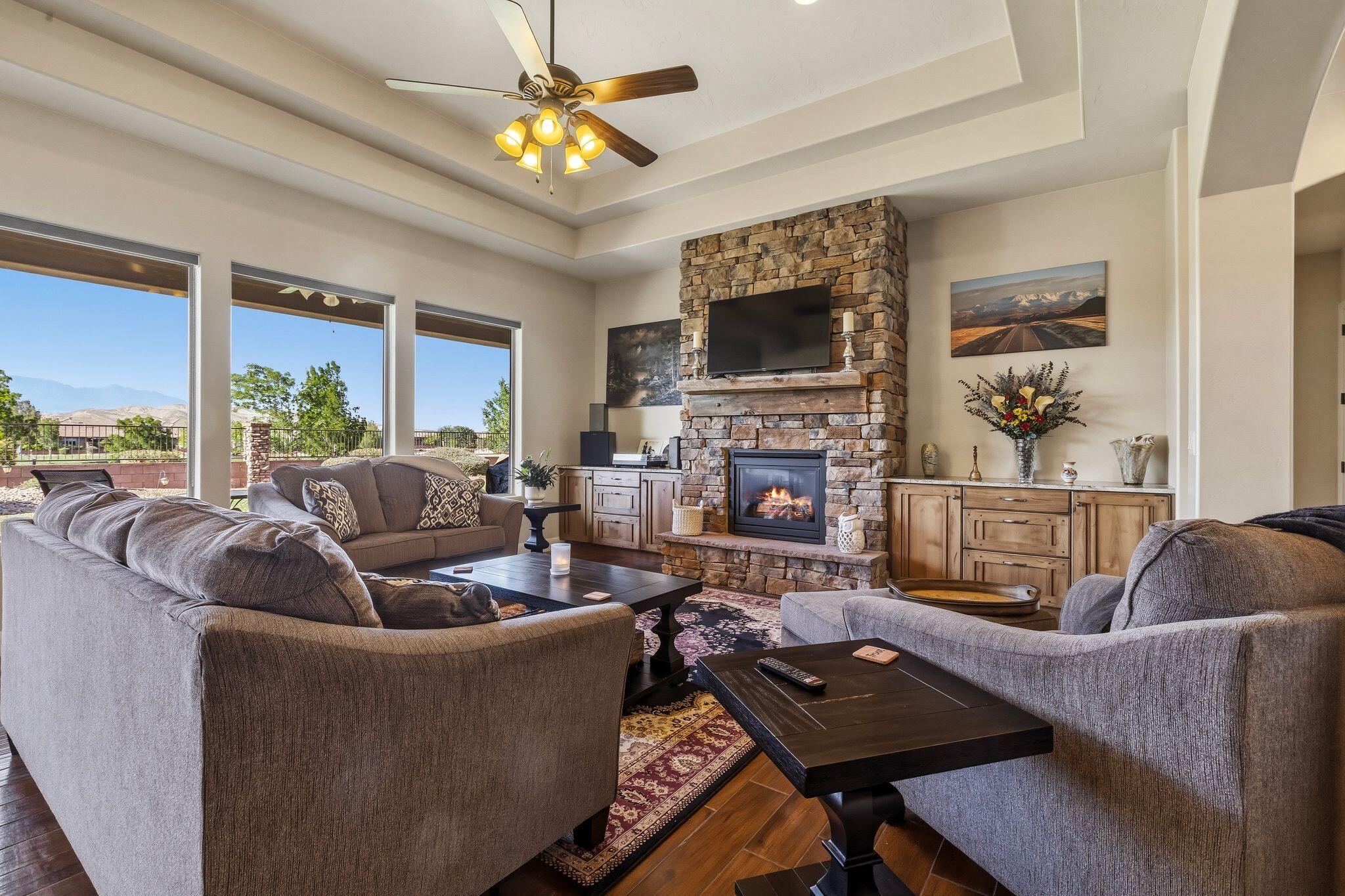 MEADOWS AT STUCKI FARMS - Residential