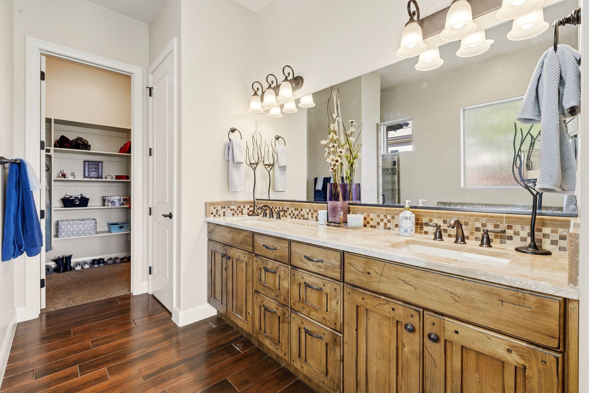 MEADOWS AT STUCKI FARMS - Residential