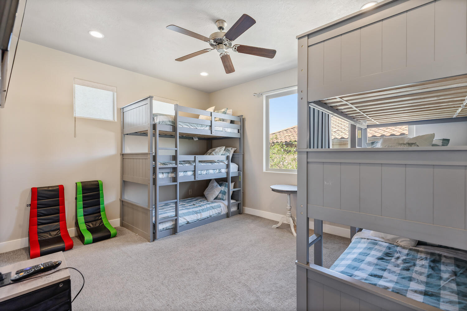 PARADISE VILLAGE AT ZION - Residential