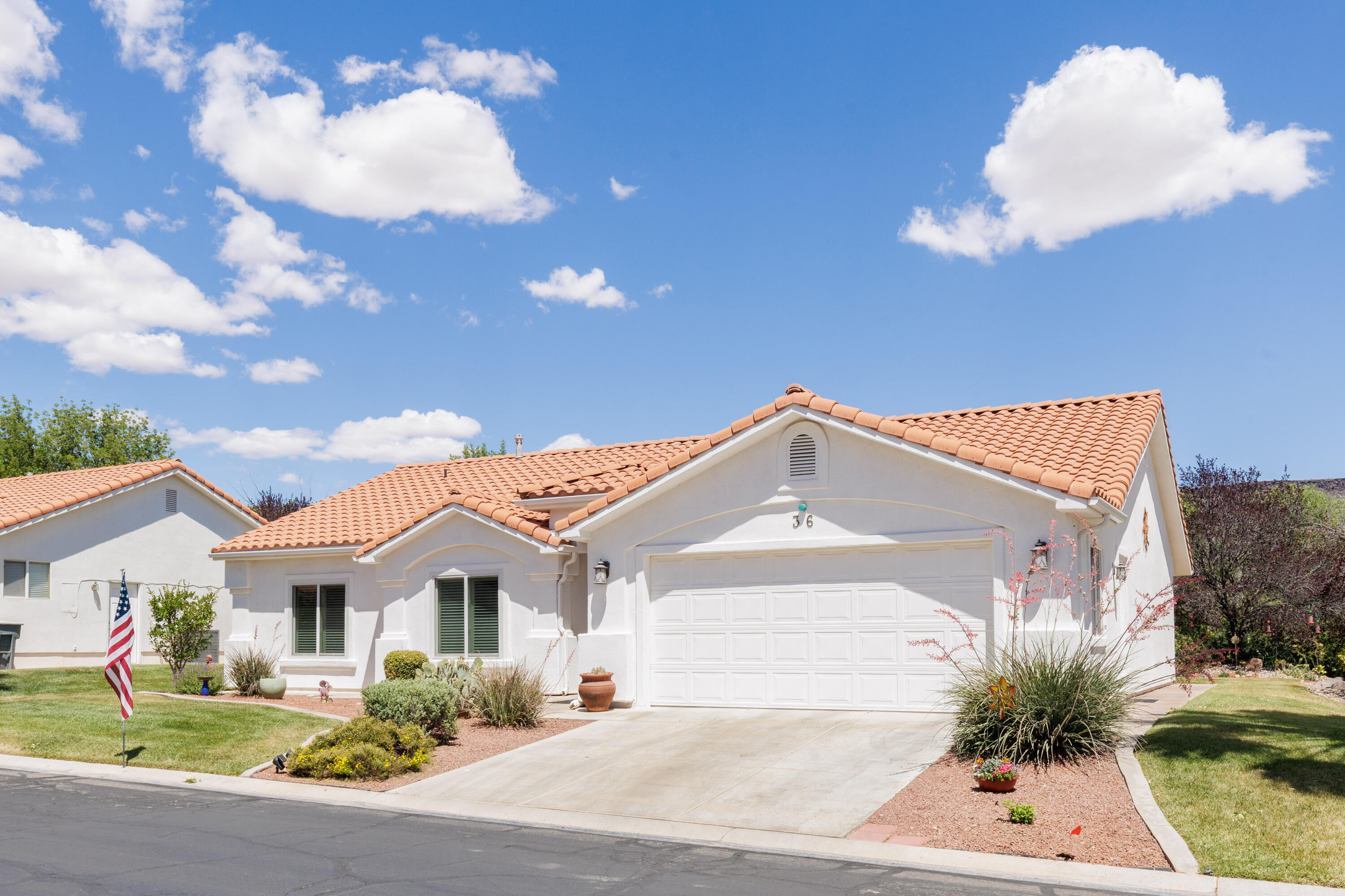 EMERALD SPRINGS TOWNHOMES - Residential