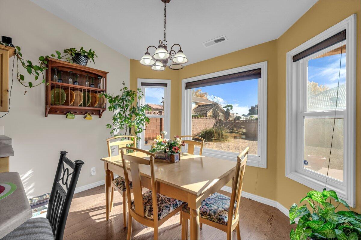 ROYAL OAKS - Residential