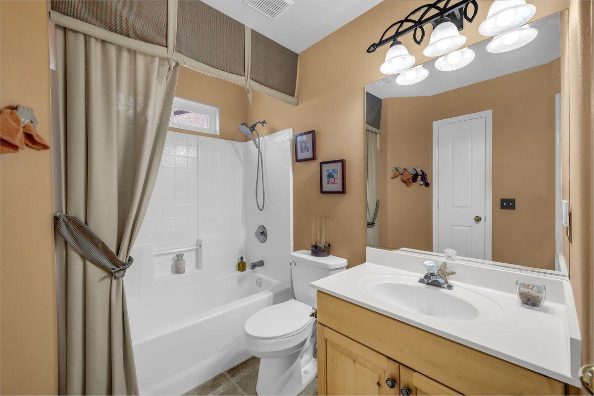 ROYAL OAKS - Residential