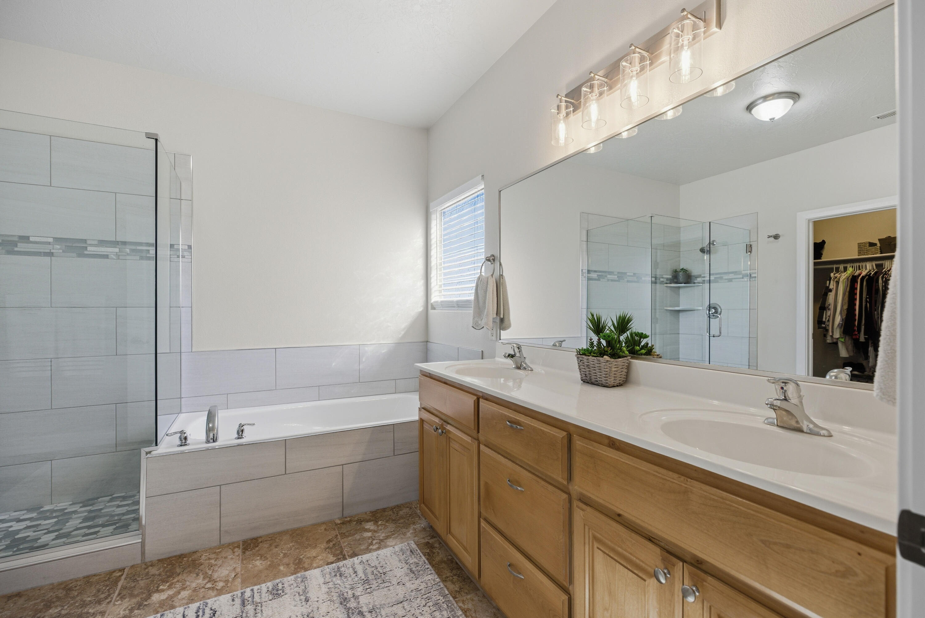 PUEBLO BONITO - Residential