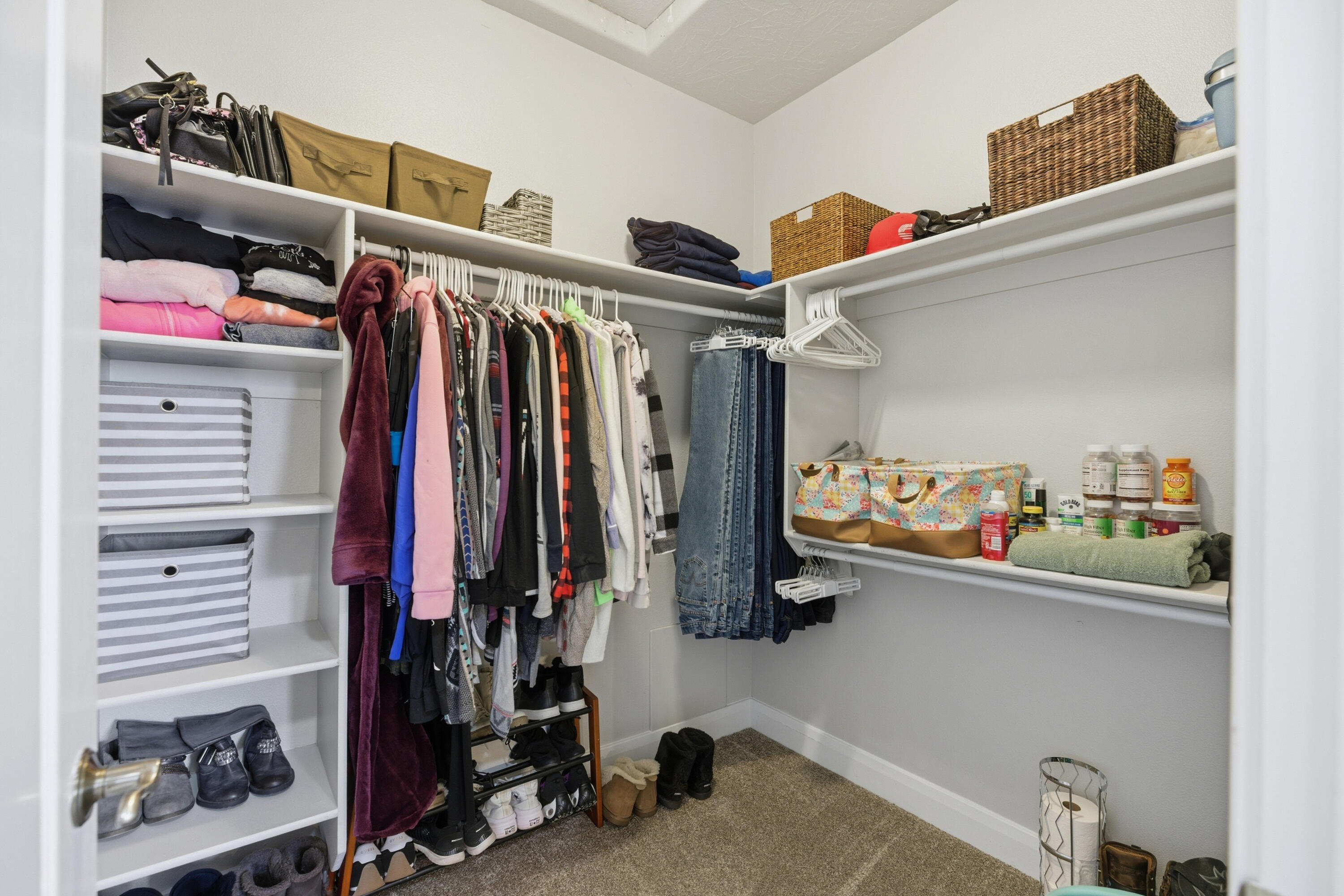 PUEBLO BONITO - Residential