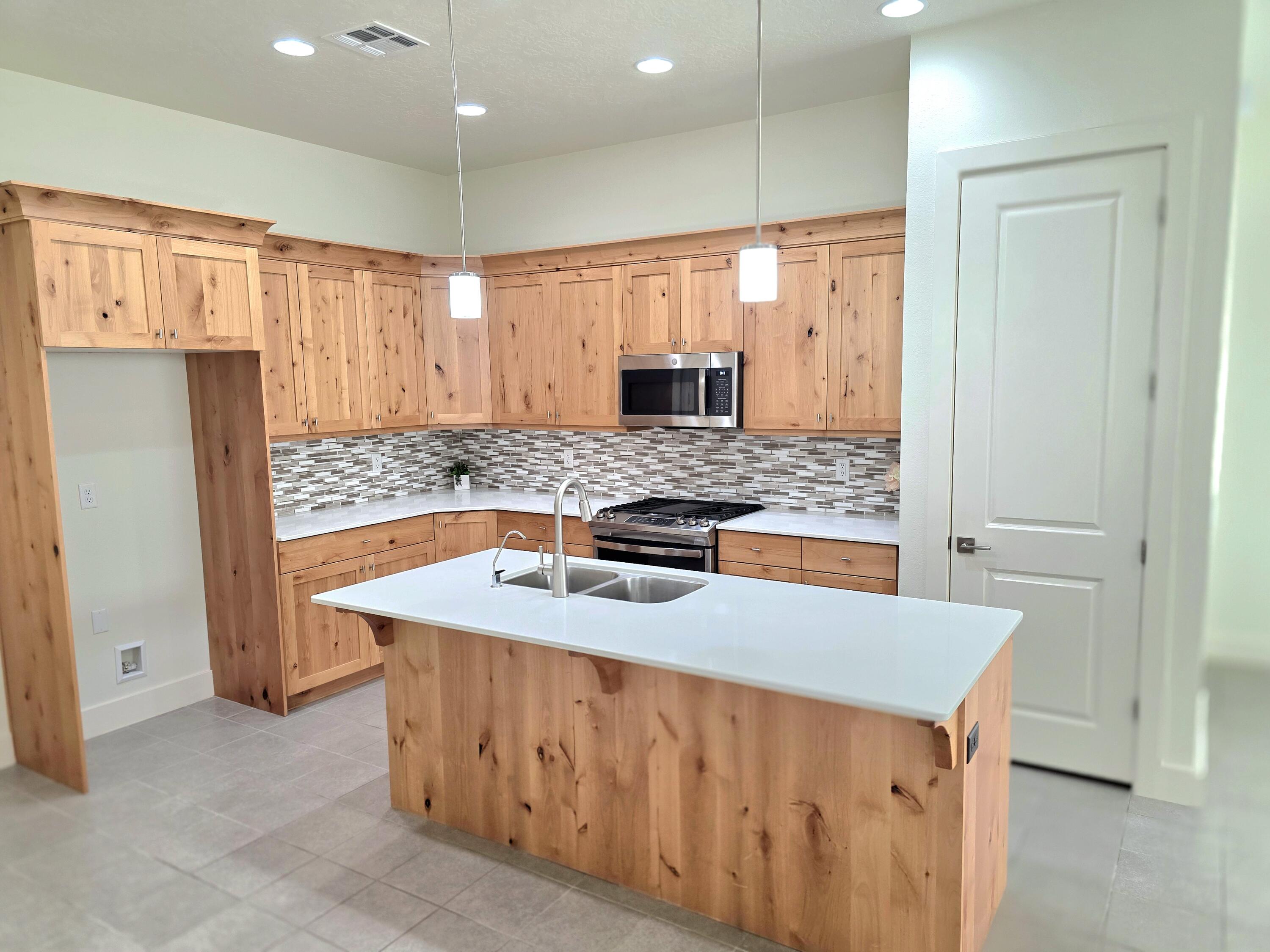 VILLAS AT SUN RIVER - Residential
