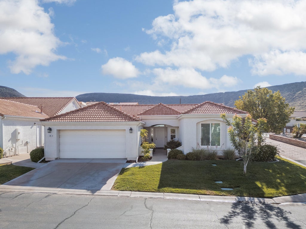 Photo of 39 N Valley View DR 29 #29, Saint George, UT 84770 (MLS # 26-275788)