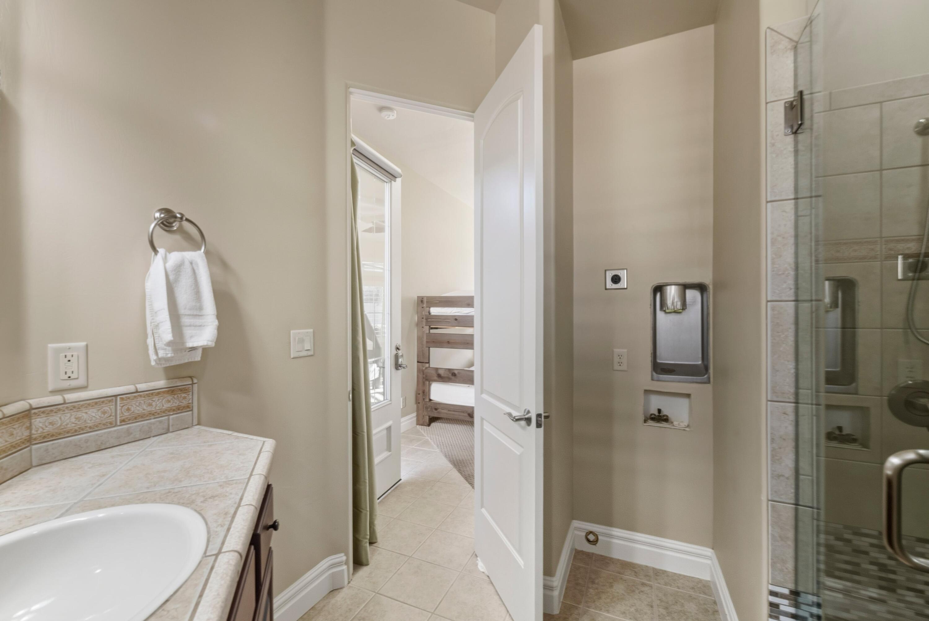 BELLSERA TOWNHOMES AT SUNBROOK - Residential