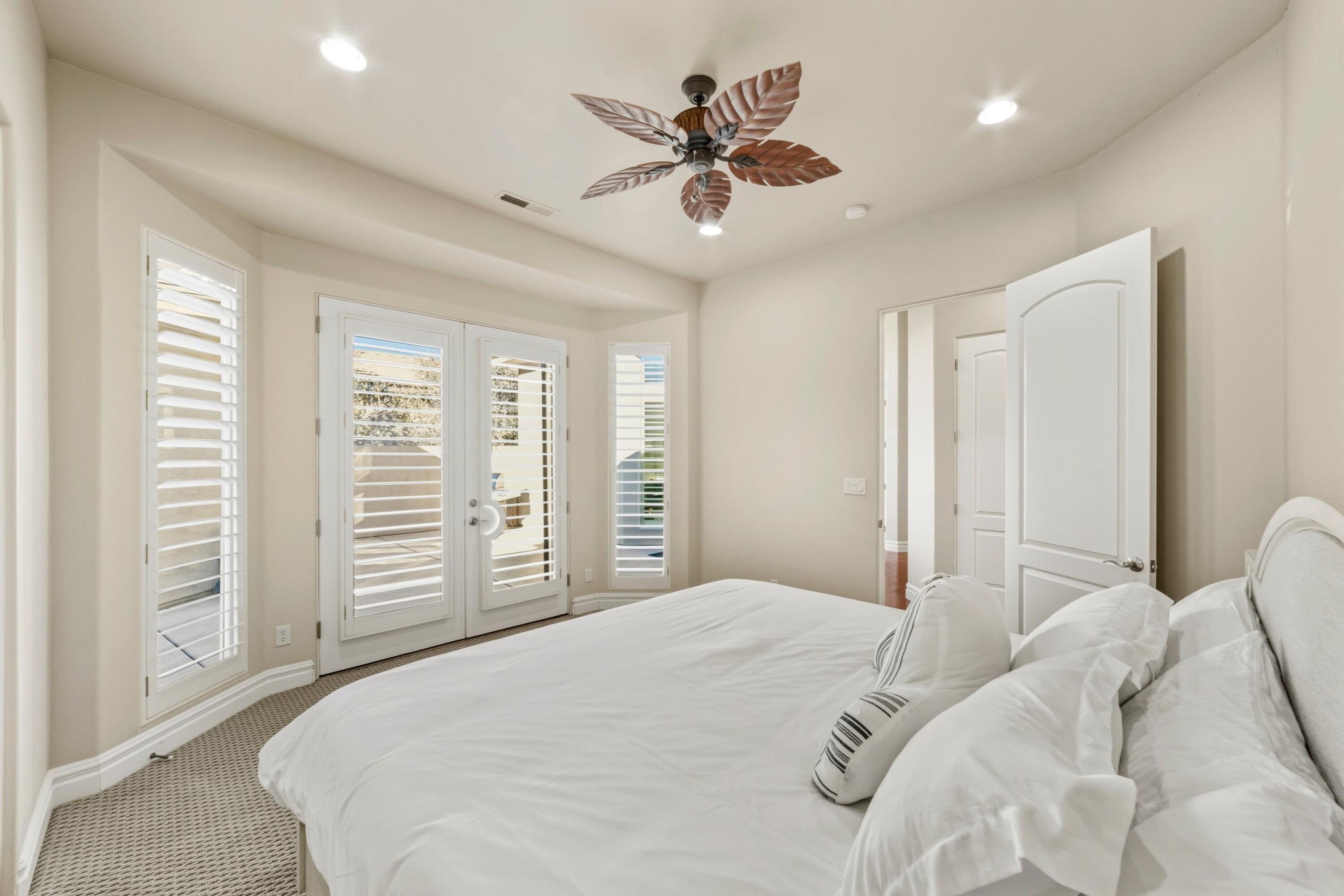 BELLSERA TOWNHOMES AT SUNBROOK - Residential