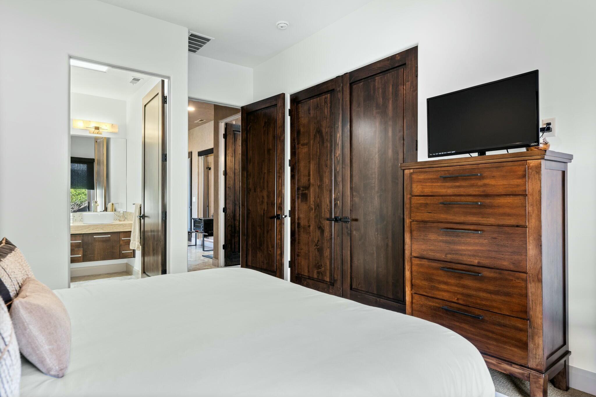 SHINAVA RIDGE - Residential