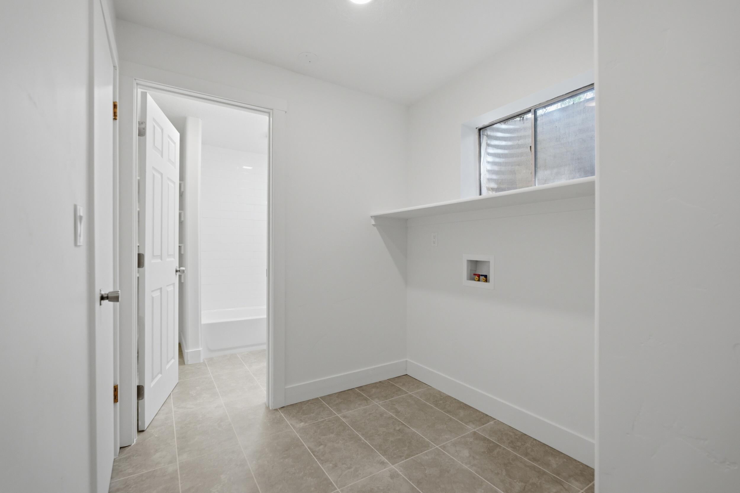 LAVERKIN TOWNSITE AND FIELD - Residential