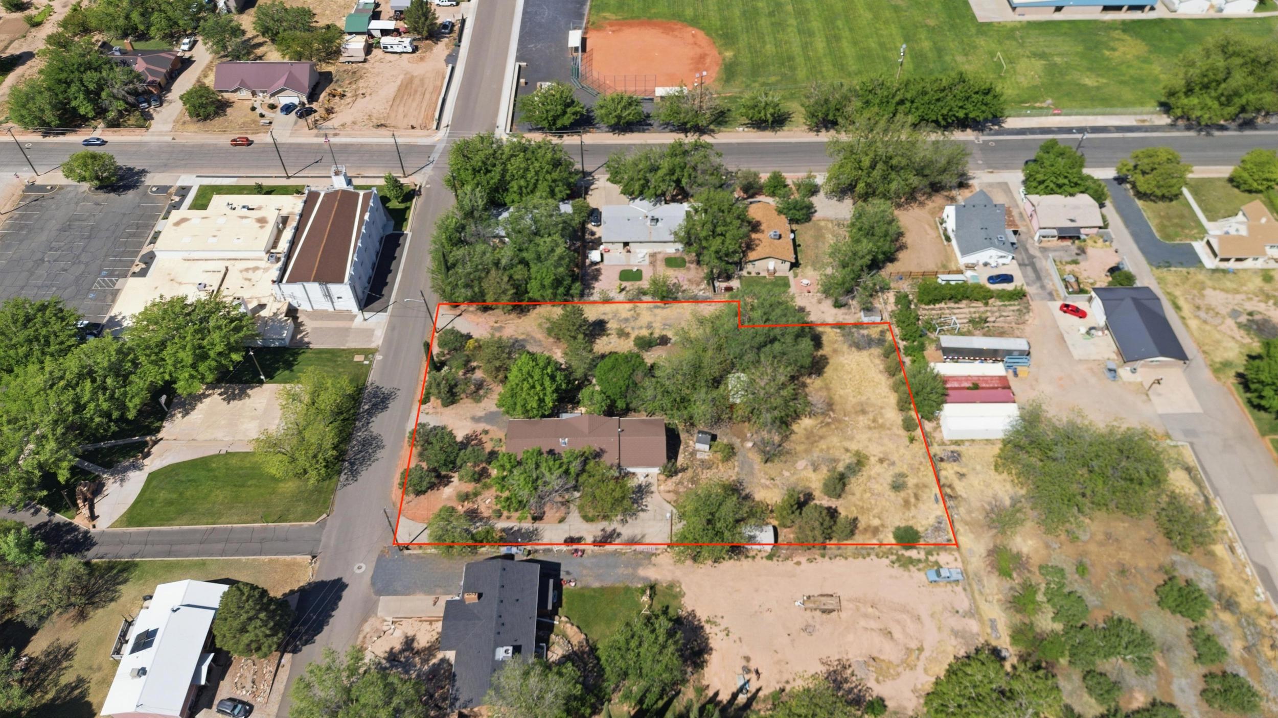 LAVERKIN TOWNSITE AND FIELD - Residential