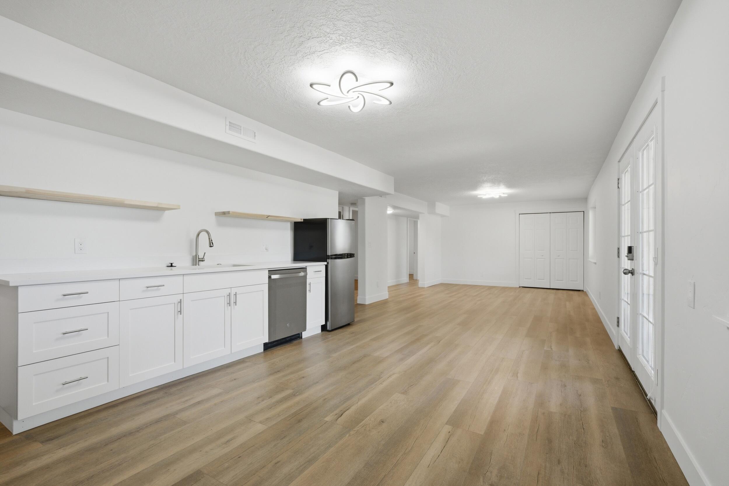 LAVERKIN TOWNSITE AND FIELD - Residential