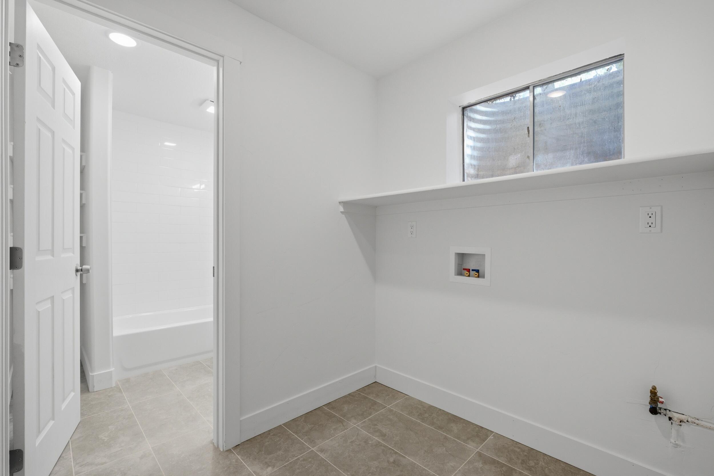 LAVERKIN TOWNSITE AND FIELD - Residential