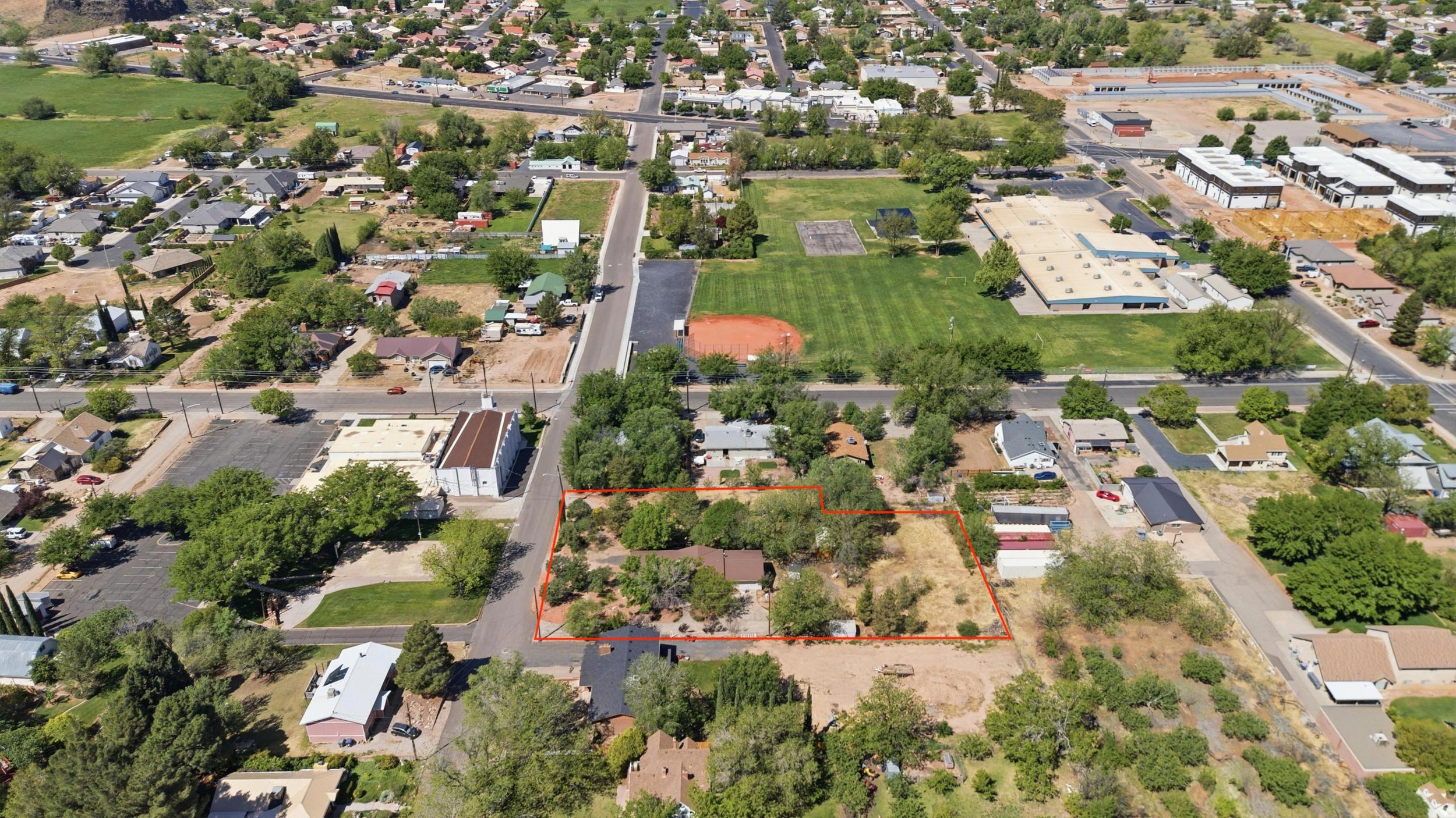 LAVERKIN TOWNSITE AND FIELD - Residential