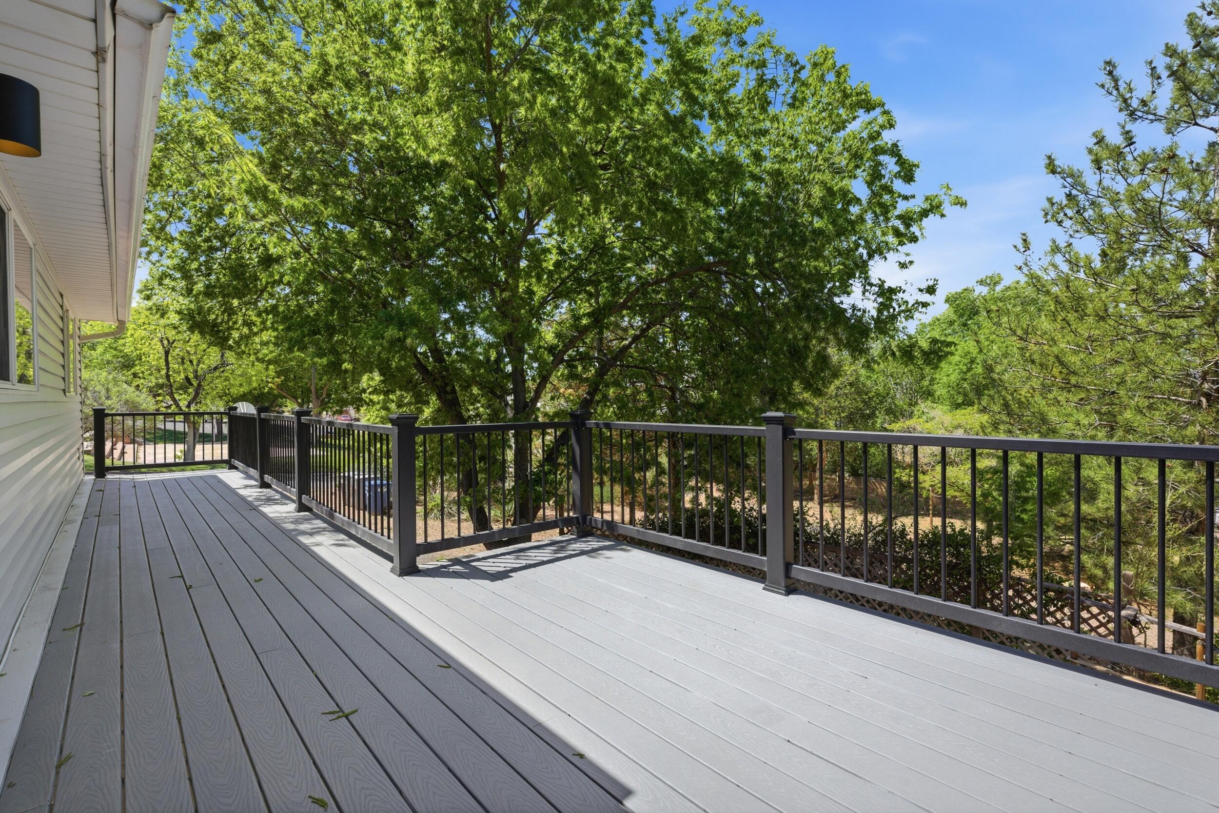 LAVERKIN TOWNSITE AND FIELD - Residential