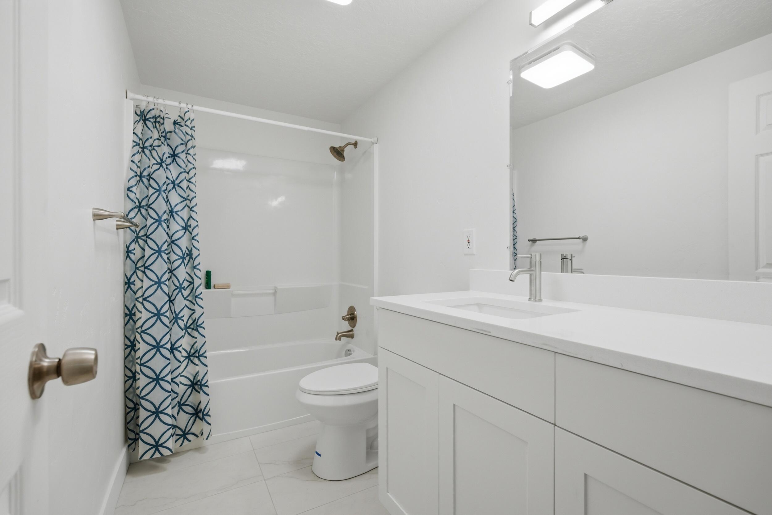 LAVERKIN TOWNSITE AND FIELD - Residential