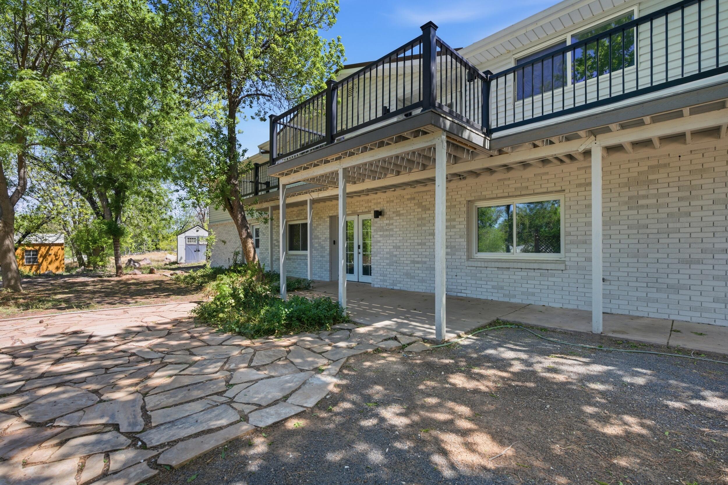 LAVERKIN TOWNSITE AND FIELD - Residential