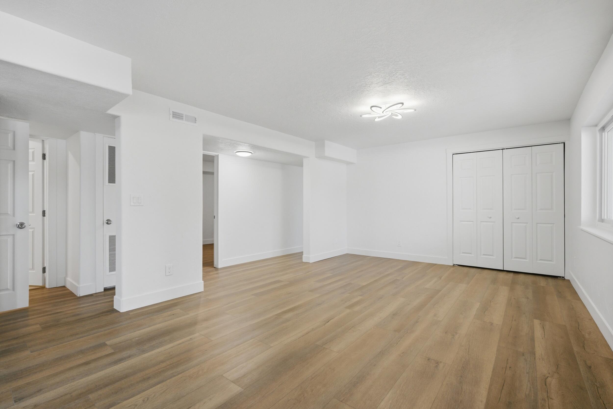 LAVERKIN TOWNSITE AND FIELD - Residential