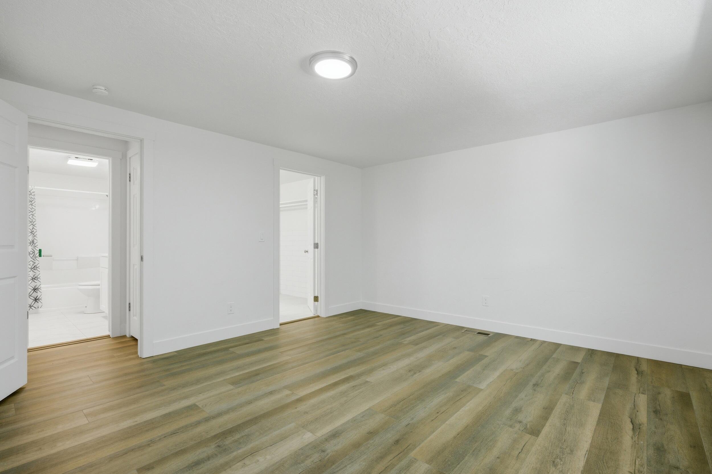 LAVERKIN TOWNSITE AND FIELD - Residential