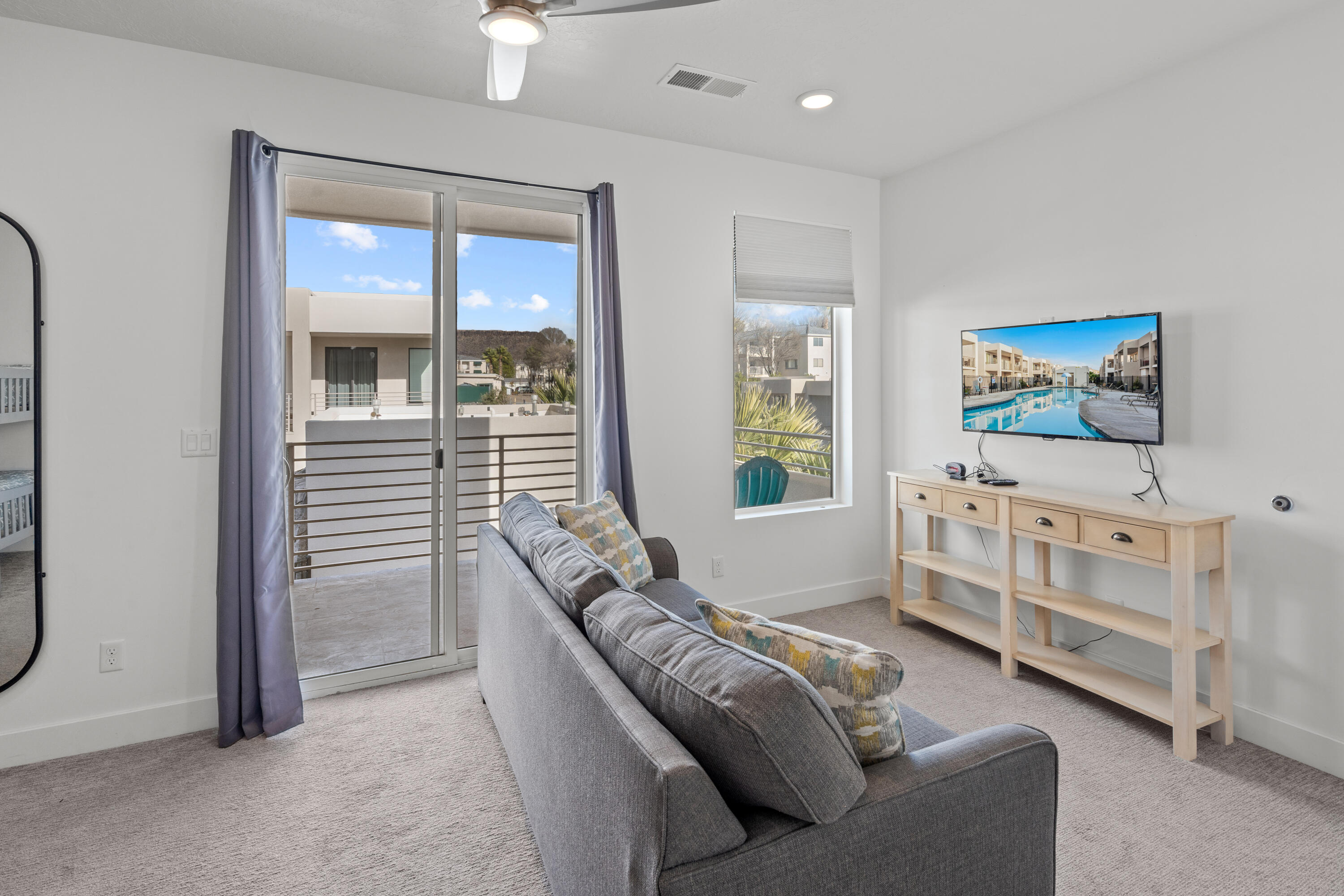 LOFTS AT GREEN VALLEY - Residential