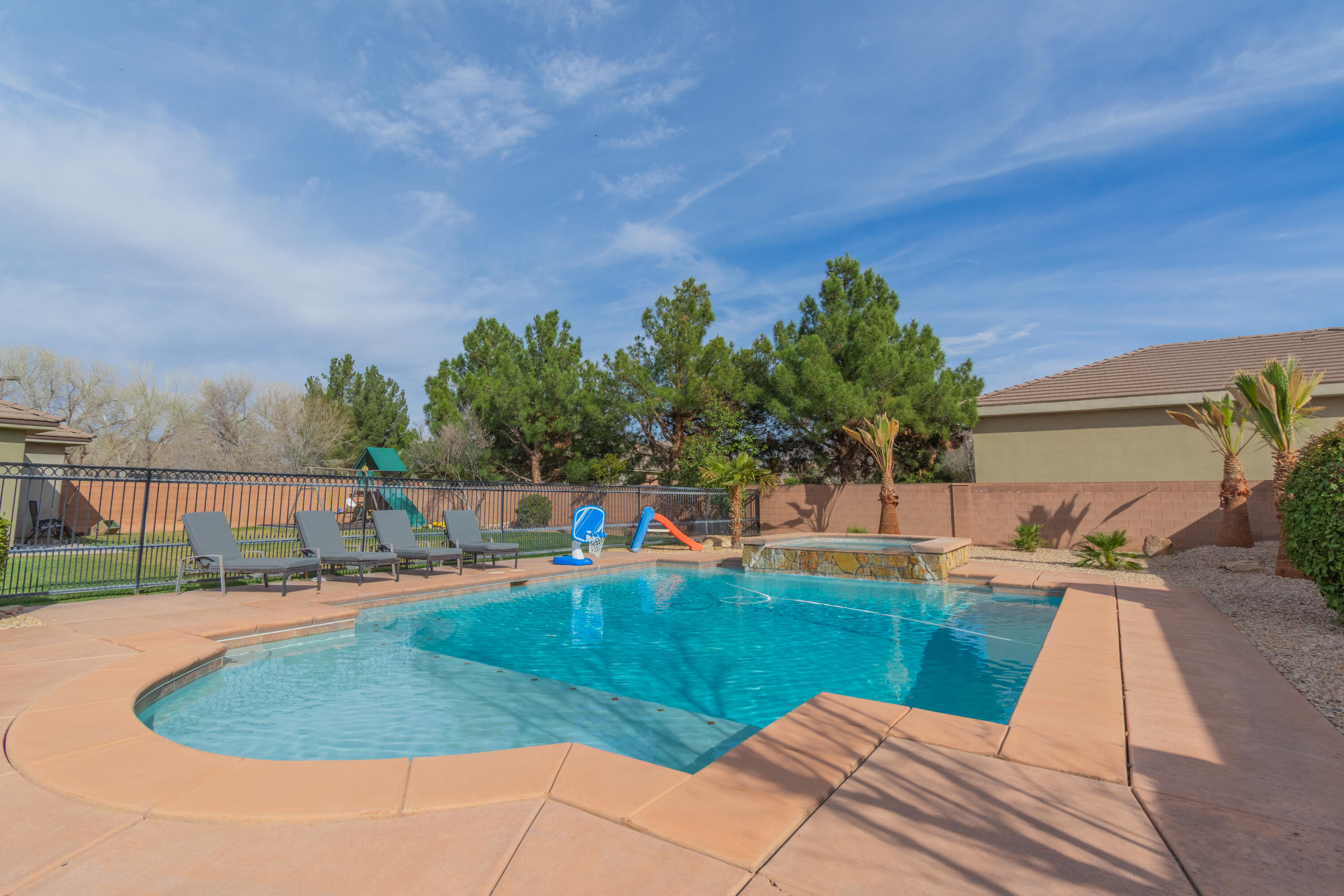 HURRICANE TOWNSITE - Residential