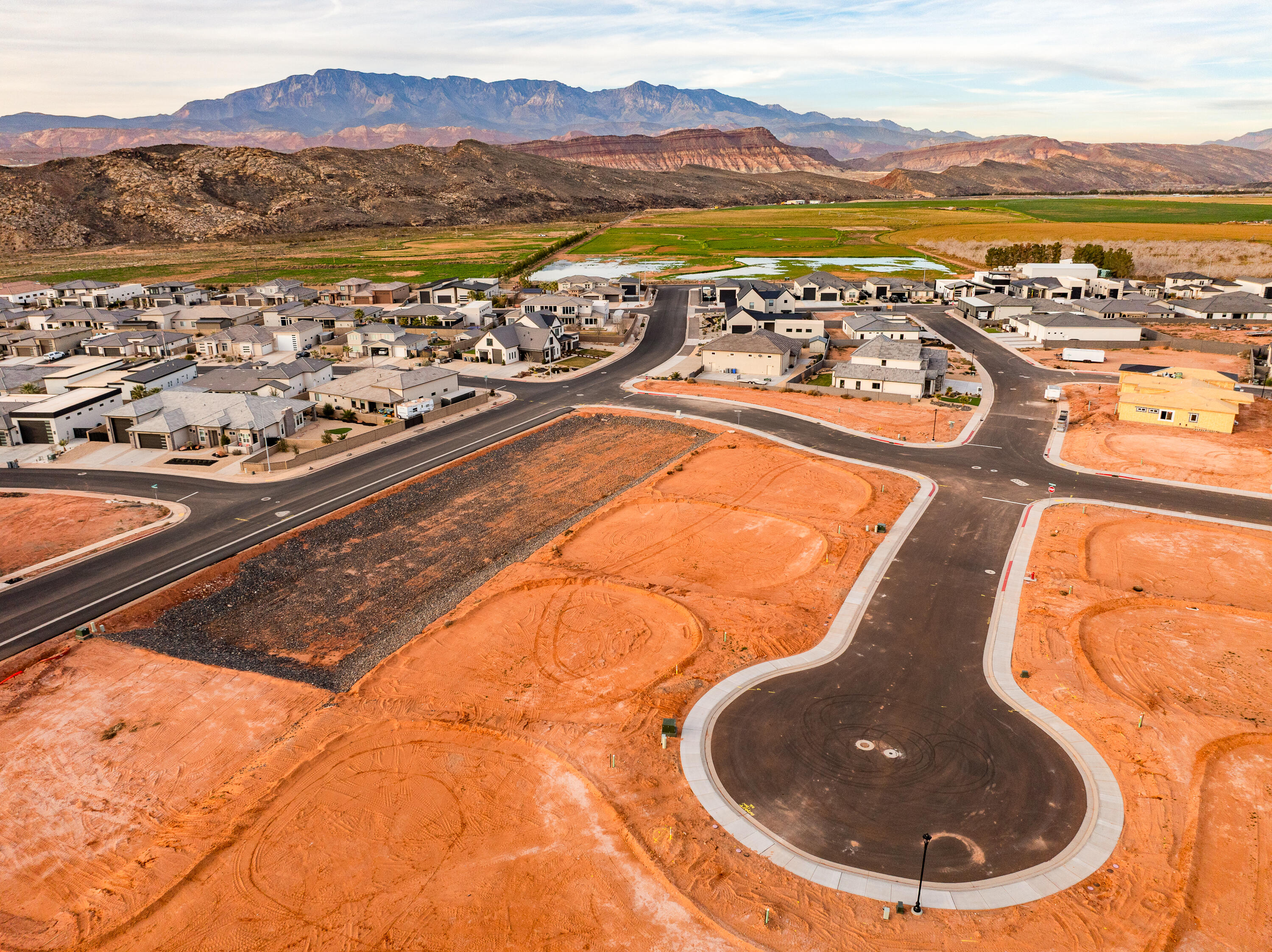 SAND HOLLOW VILLAGE - Land