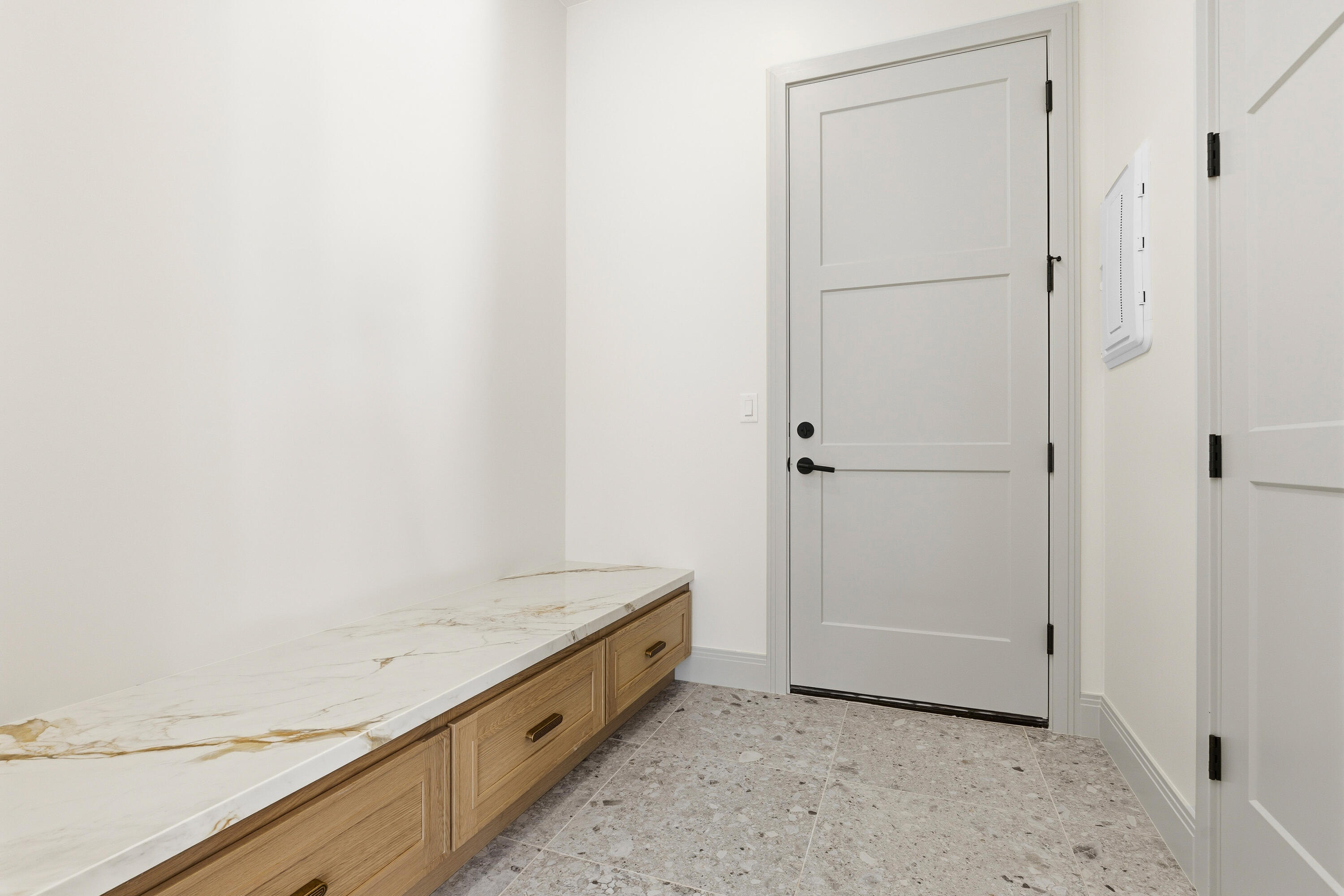 FALCON RIDGE - Residential