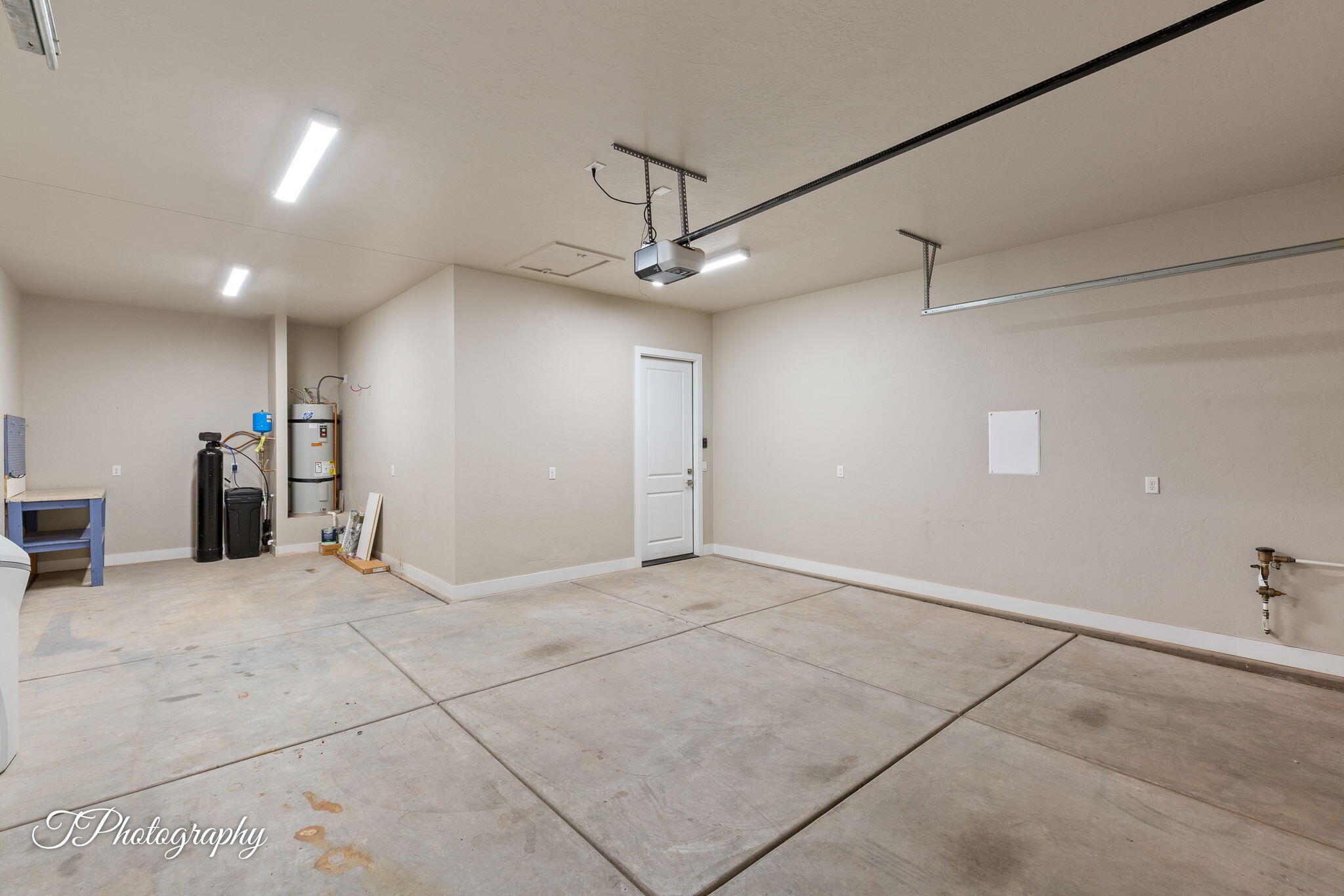 VILLAS AT SUN RIVER - Residential