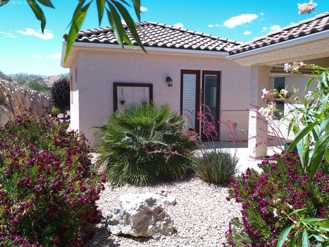 Tiny photo for 1799 W AMETHYST GARDEN DR, Saint George, UT 84790 (MLS # 26-272051)